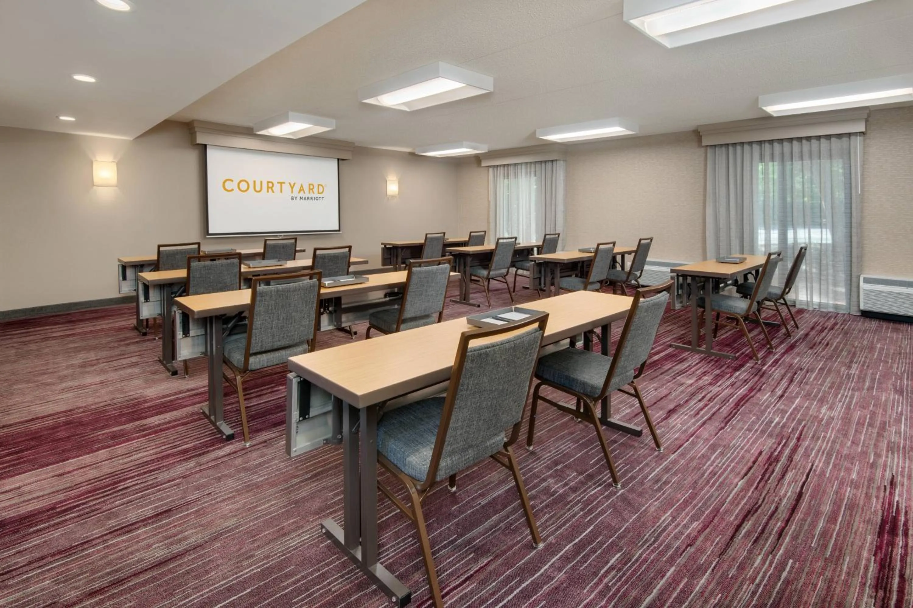 Meeting/conference room in Courtyard by Marriott Birmingham Homewood