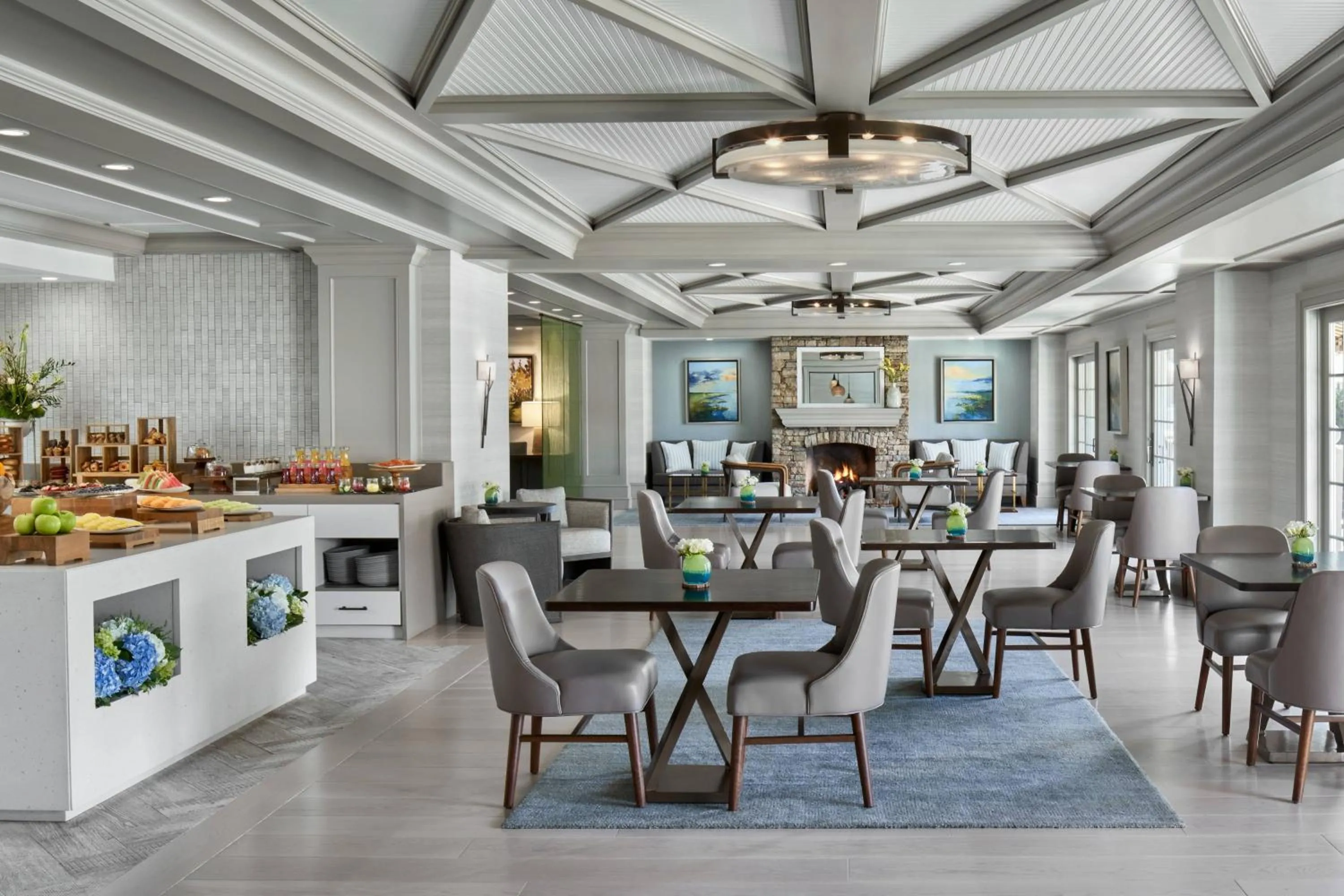 Lounge or bar in The Ritz-Carlton Reynolds, Lake Oconee