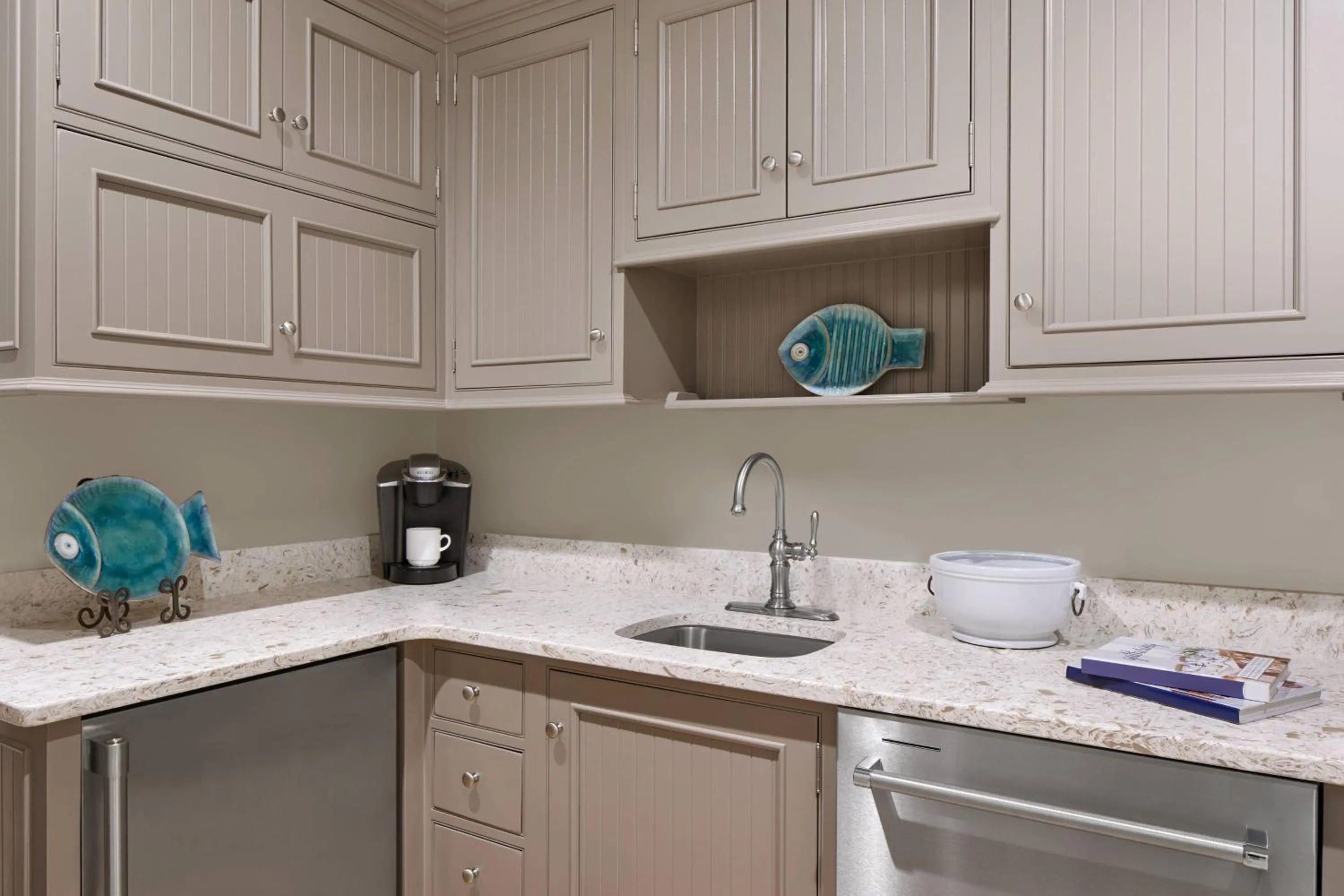 Kitchen or kitchenette in The Ritz-Carlton Reynolds, Lake Oconee