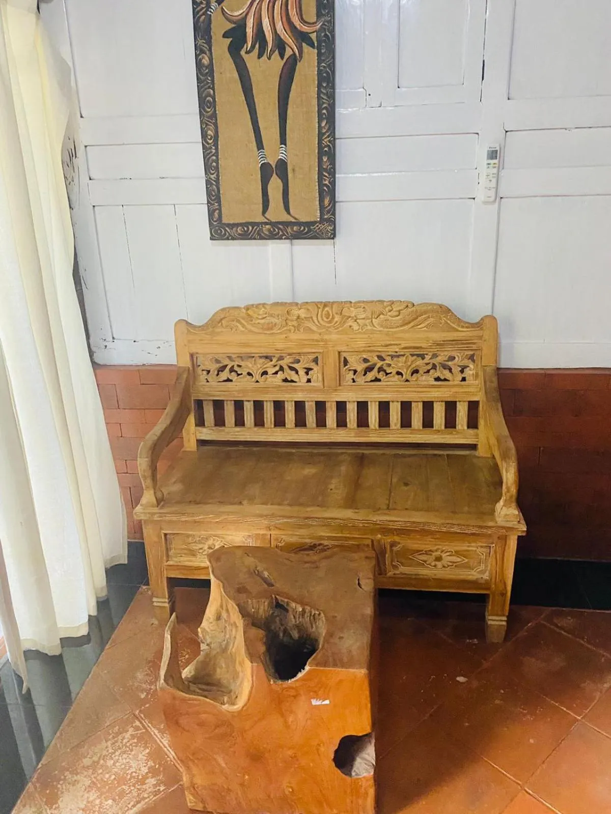 Seating area in La Nusa Penida Homestay by BIJAK