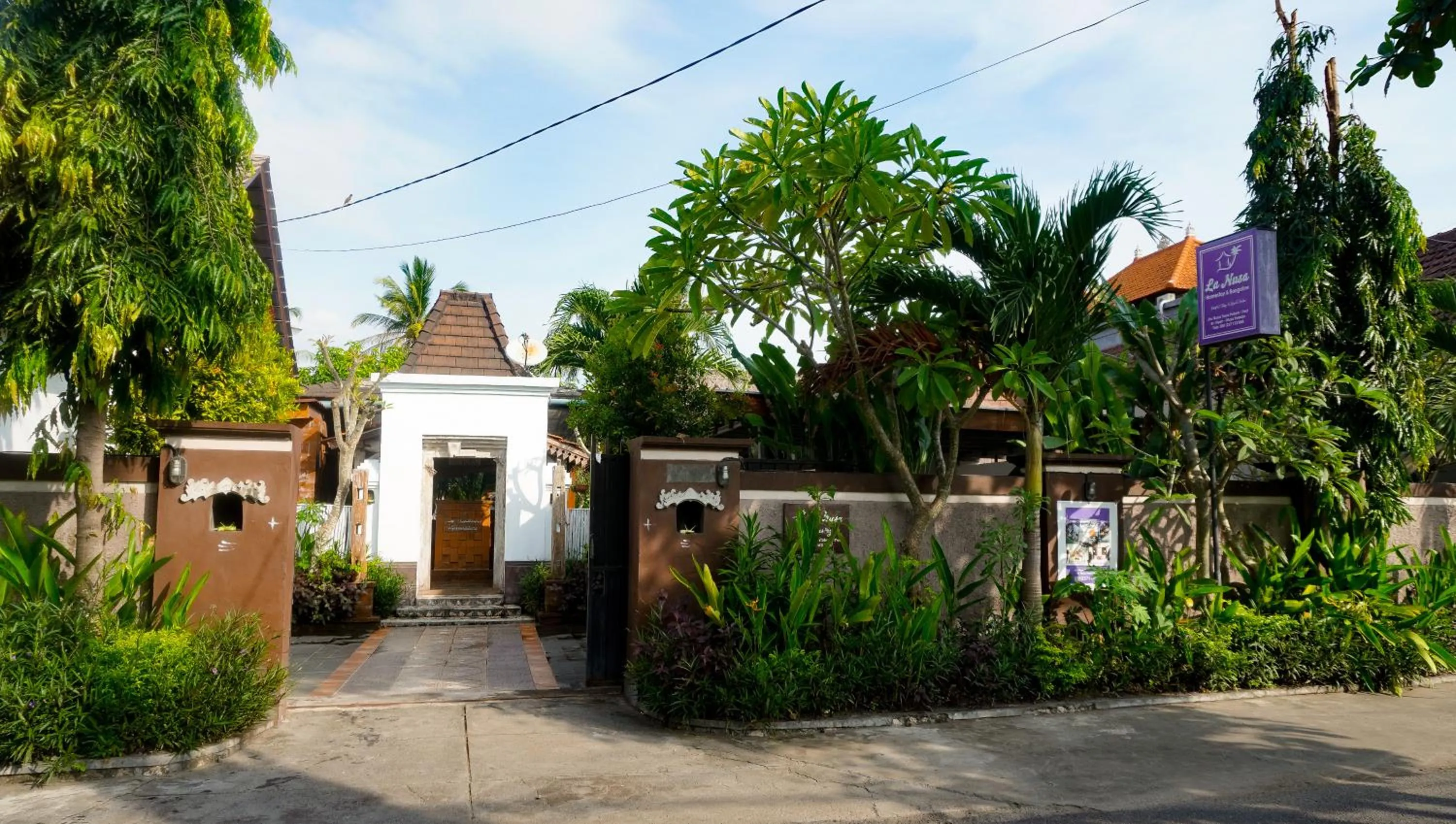 Property building in La Nusa Penida Homestay by BIJAK