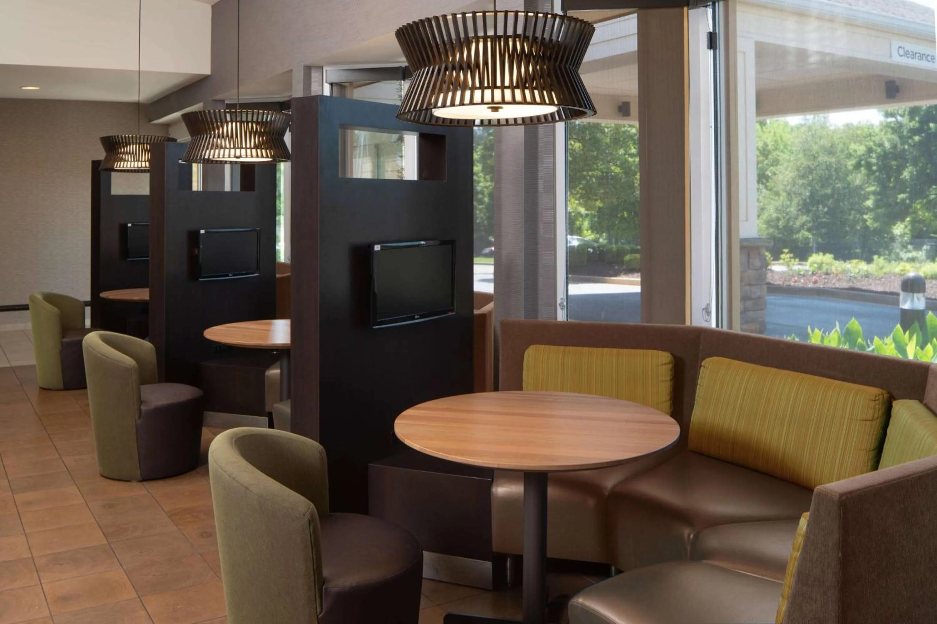 Property building in Sonesta Select Chattanooga Hamilton Place