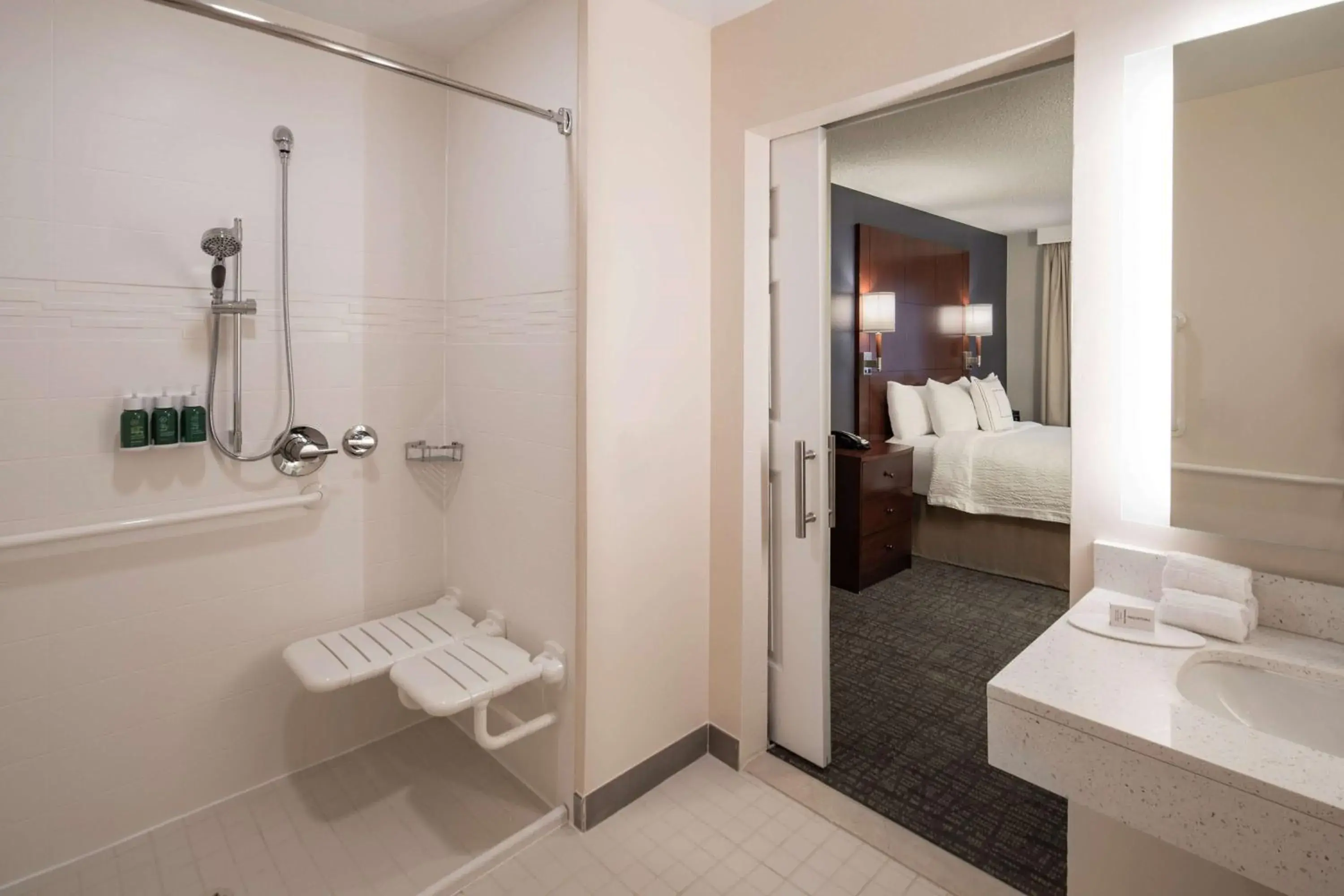 Queen Studio Suite with Roll-In Shower - Mobility Accessible in Sonesta ES Suites Nashville Brentwood Queen Studio Suite with Roll-In Shower - Mobility Accessible in Sonesta ES Suites Nashville Brentwood