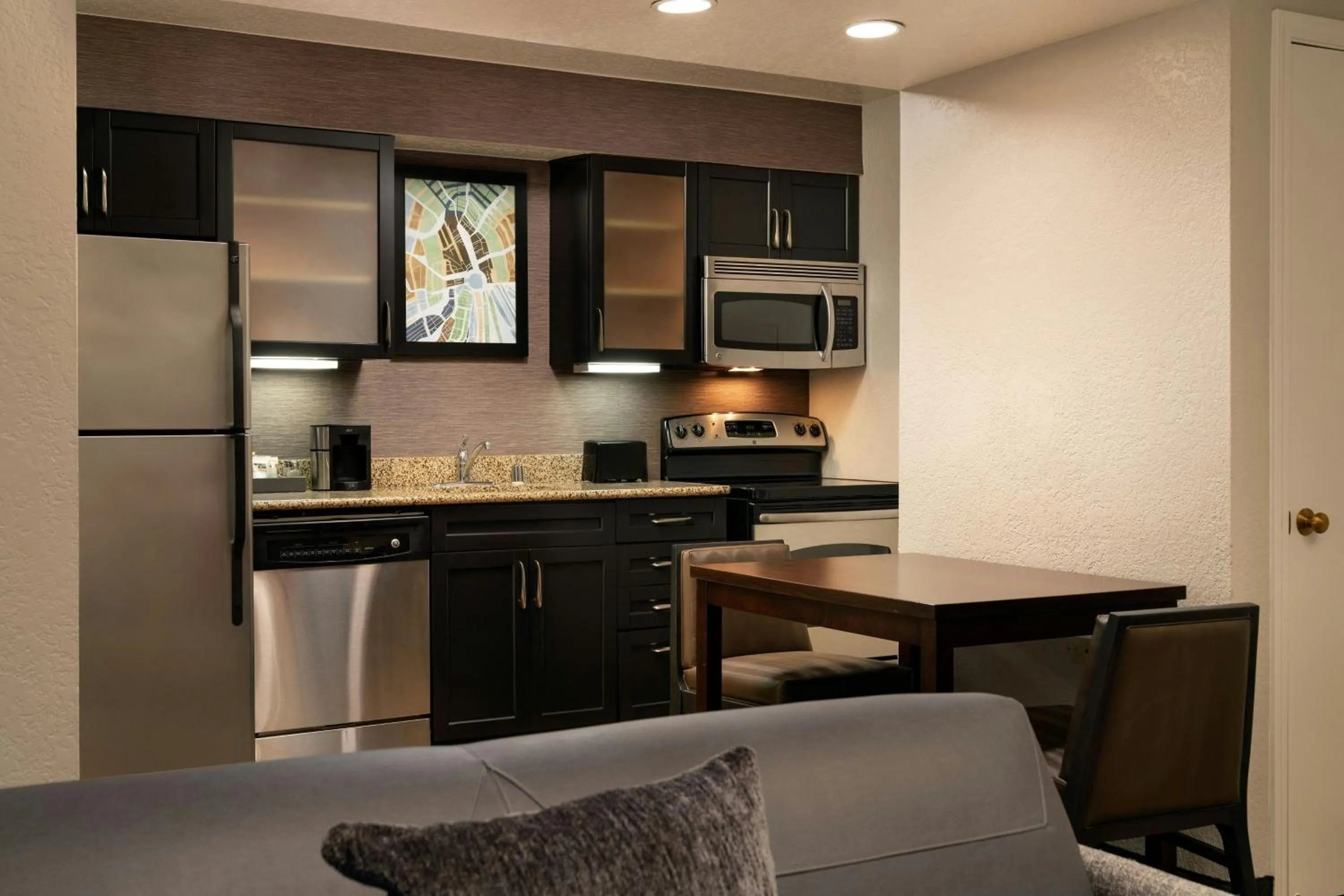 Kitchen or kitchenette in Residence Inn Pasadena Arcadia
