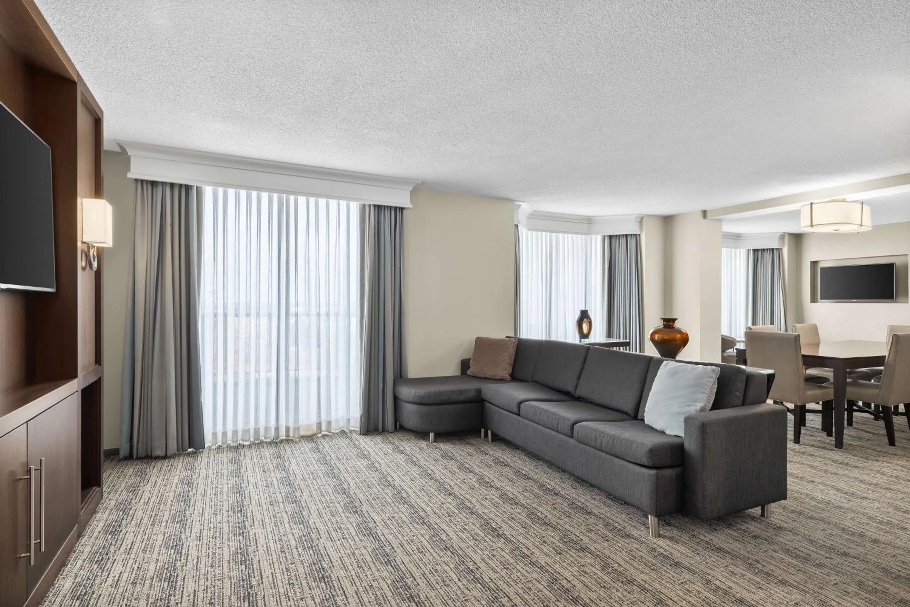 Living room in Hampton Inn & Suites Downers Grove Chicago