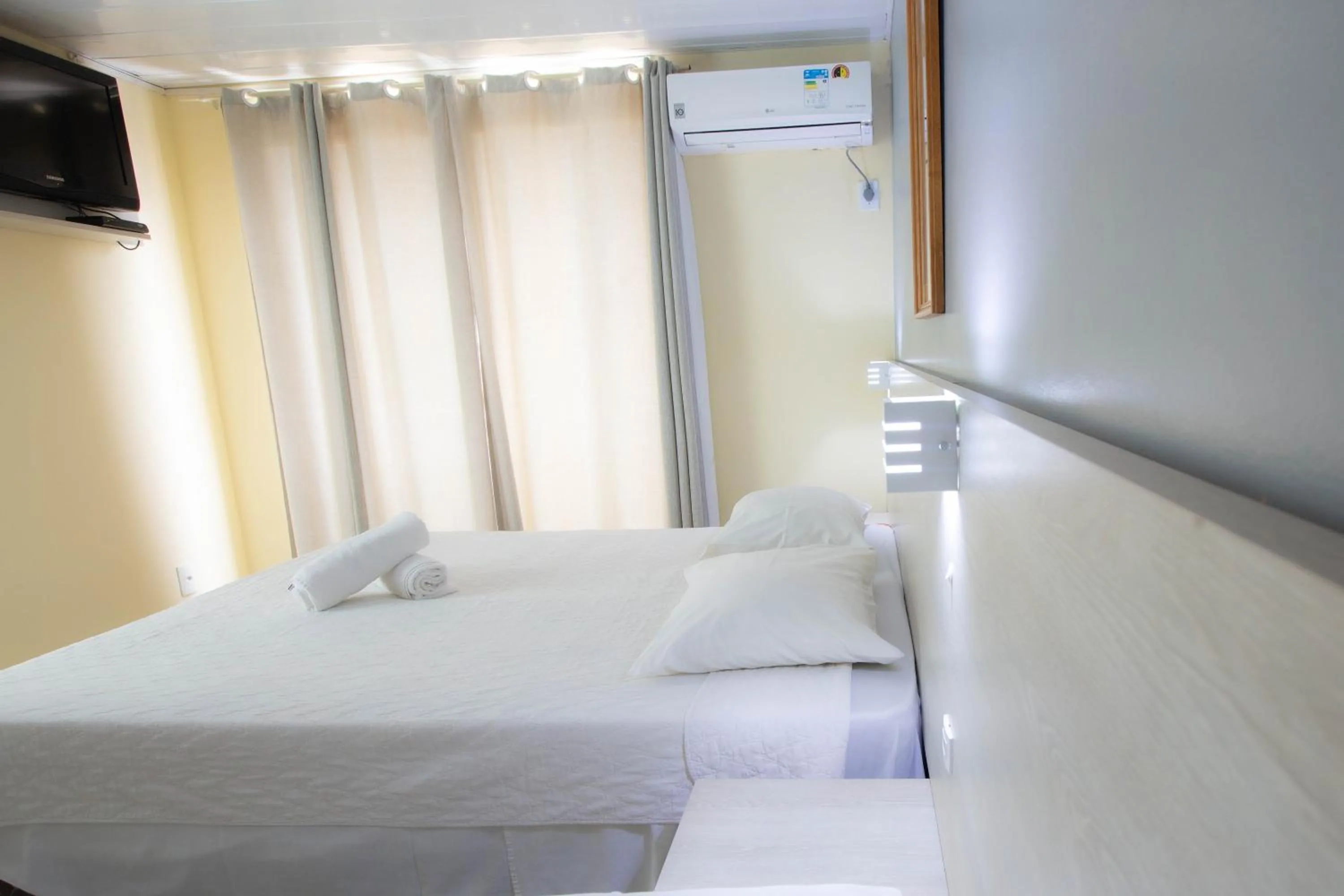 Photo of the whole room, Bed in Hotel Vila Mar