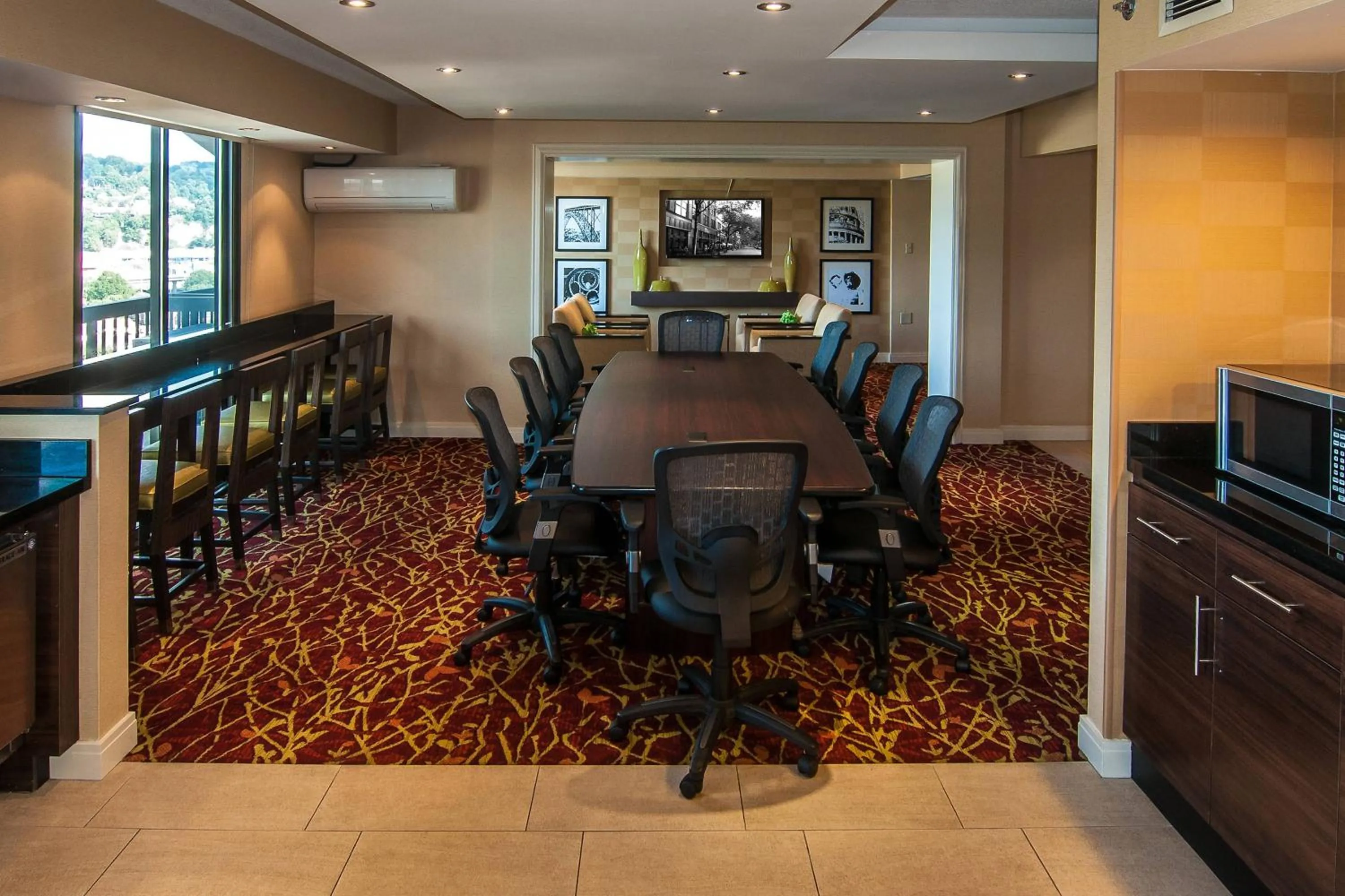 Meeting/conference room in Charleston Marriott Town Center