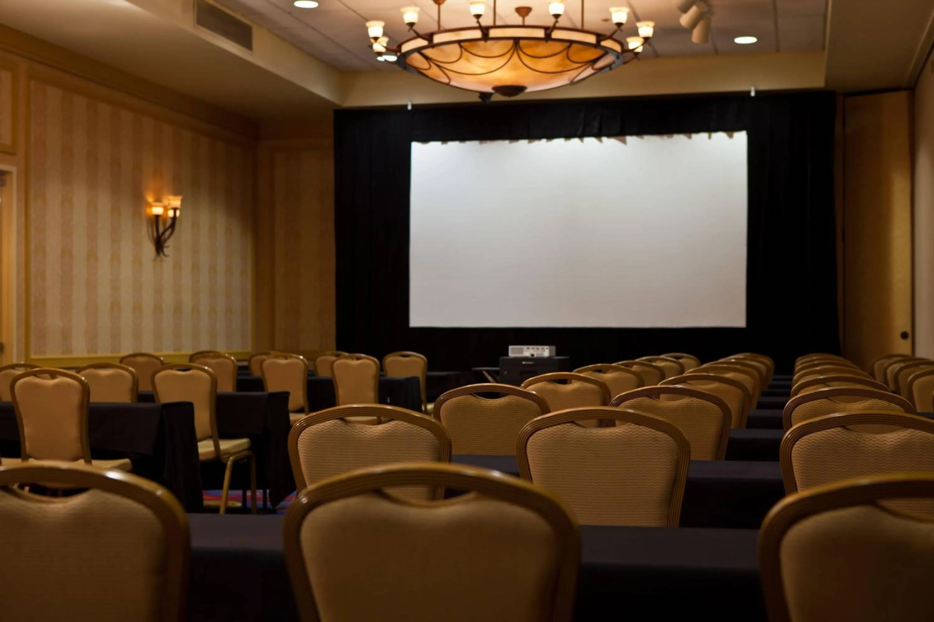Meeting/conference room in Charleston Marriott Town Center