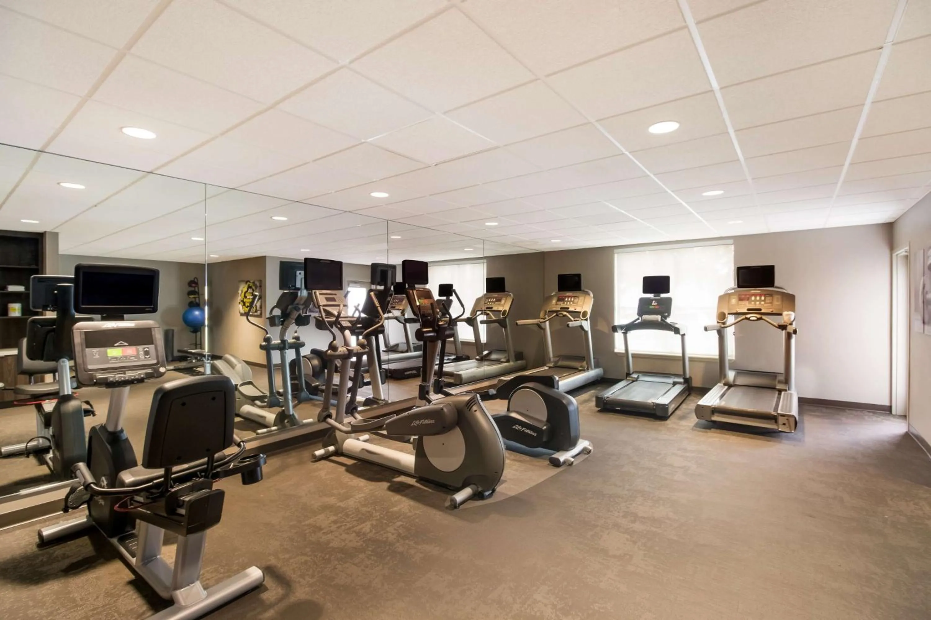 Fitness centre/facilities in Sonesta ES Suites Dallas Richardson