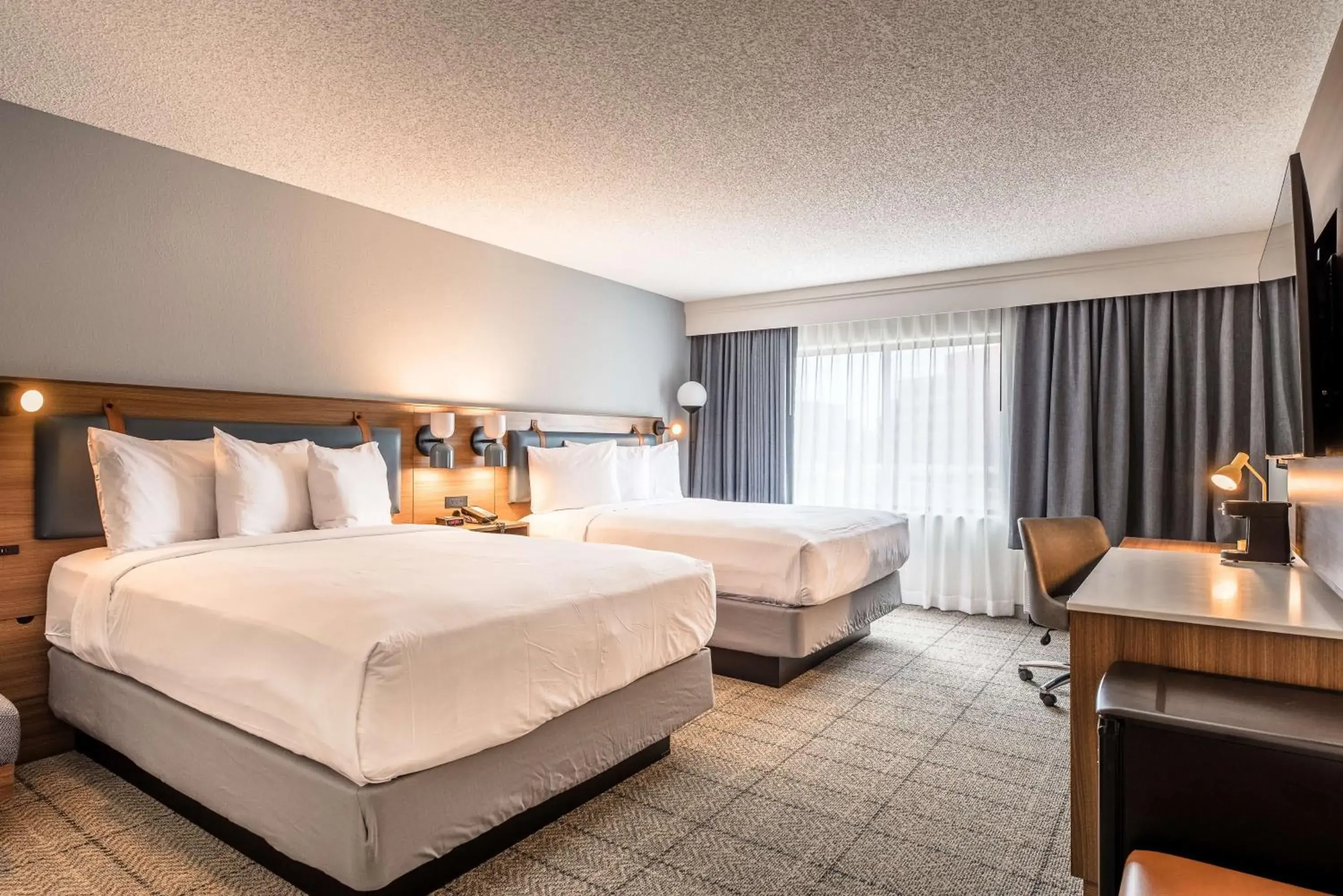 Guestroom Two Queens - Hearing Accessible in Sonesta Select Dallas Richardson Guestroom Two Queens - Hearing Accessible in Sonesta Select Dallas Richardson