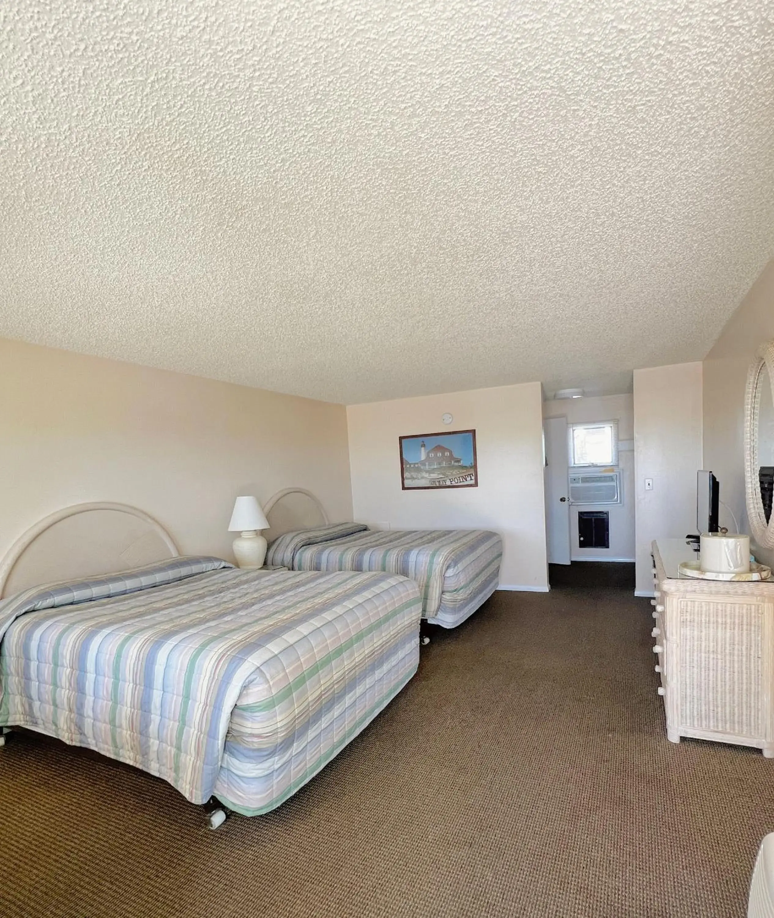 Queen Room with Two Queen Beds in The Jetty Motel Queen Room with Two Queen Beds in The Jetty Motel