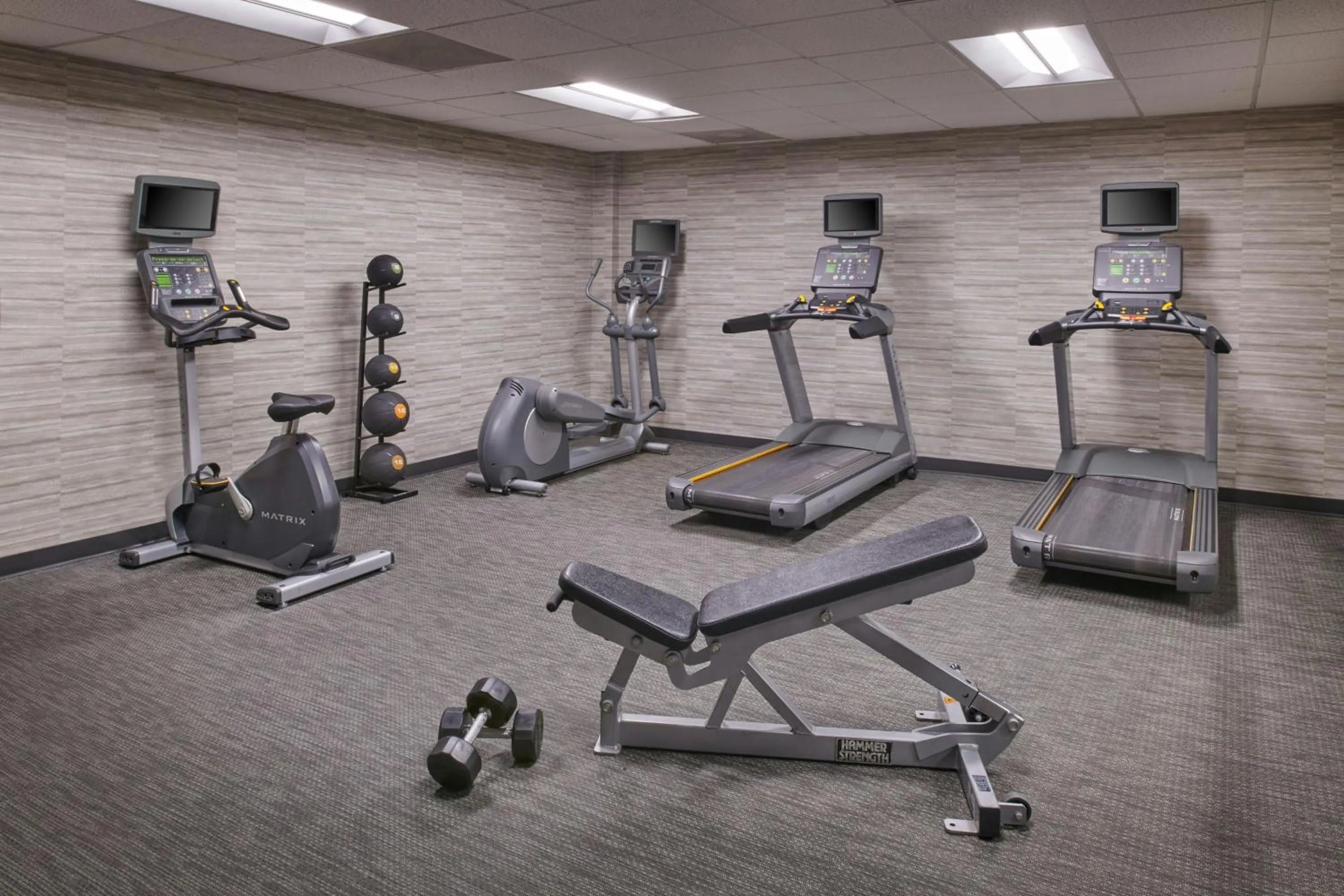 Fitness centre/facilities in Courtyard by Marriott Detroit Warren