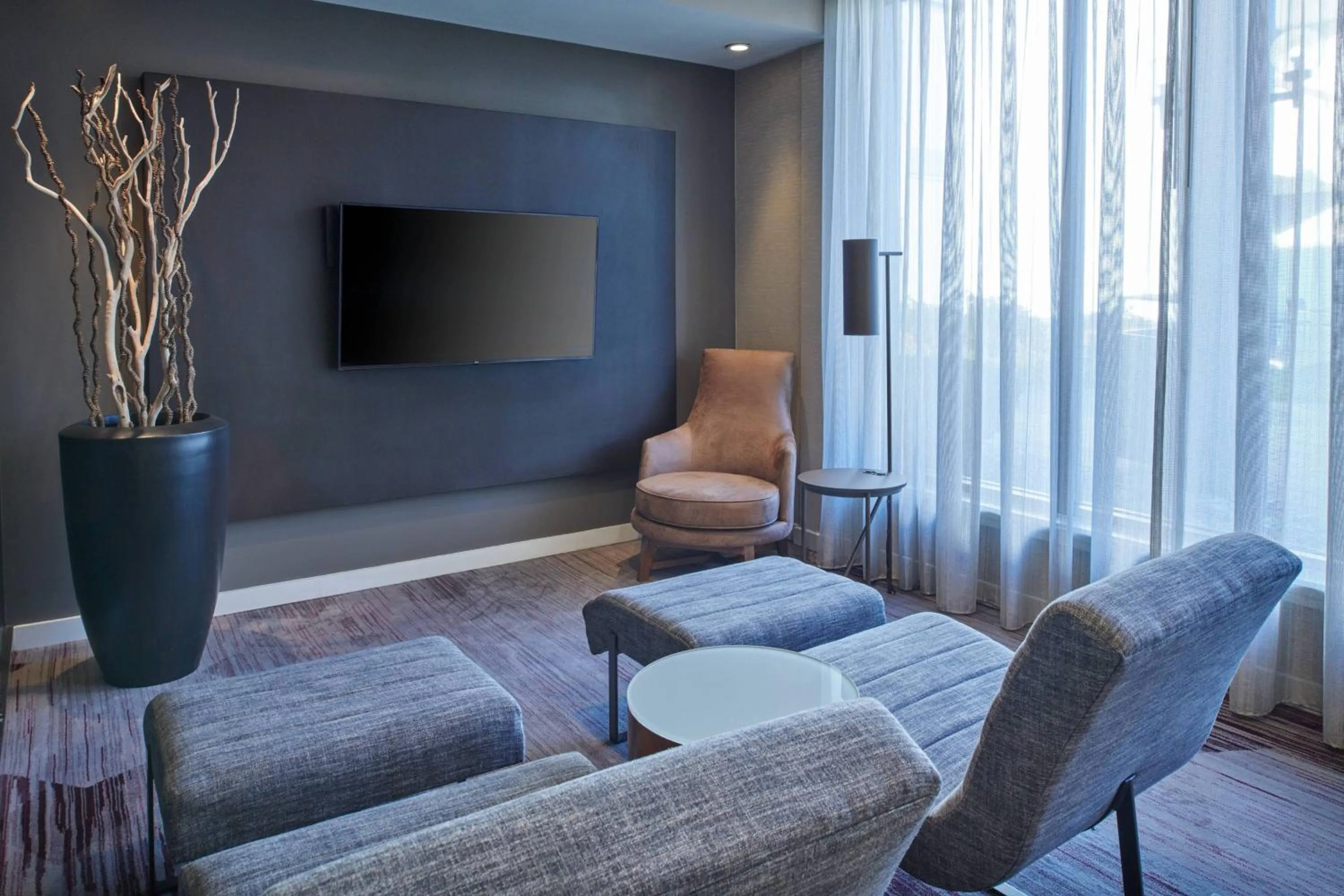 Lobby or reception in Courtyard by Marriott Detroit Warren