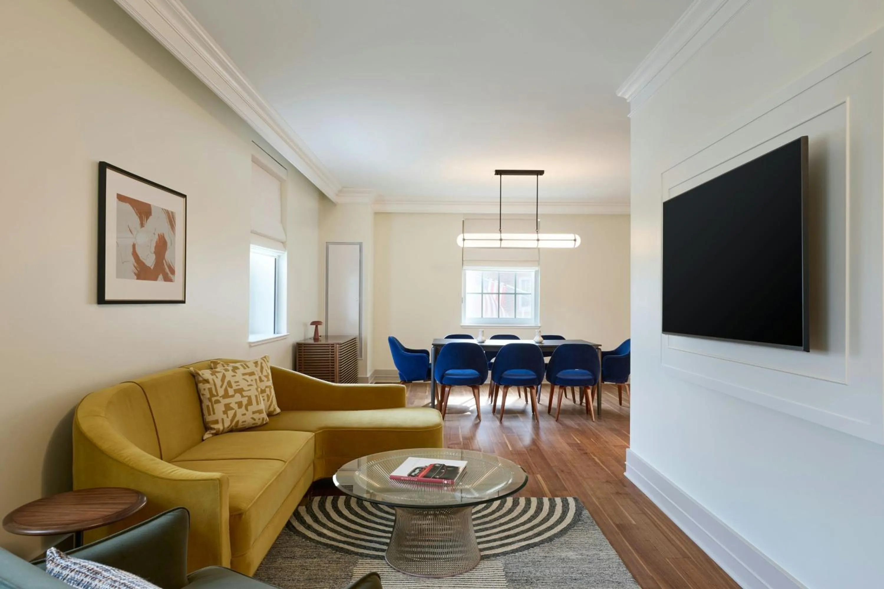 Photo of the whole room in Dearborn Inn, Autograph Collection