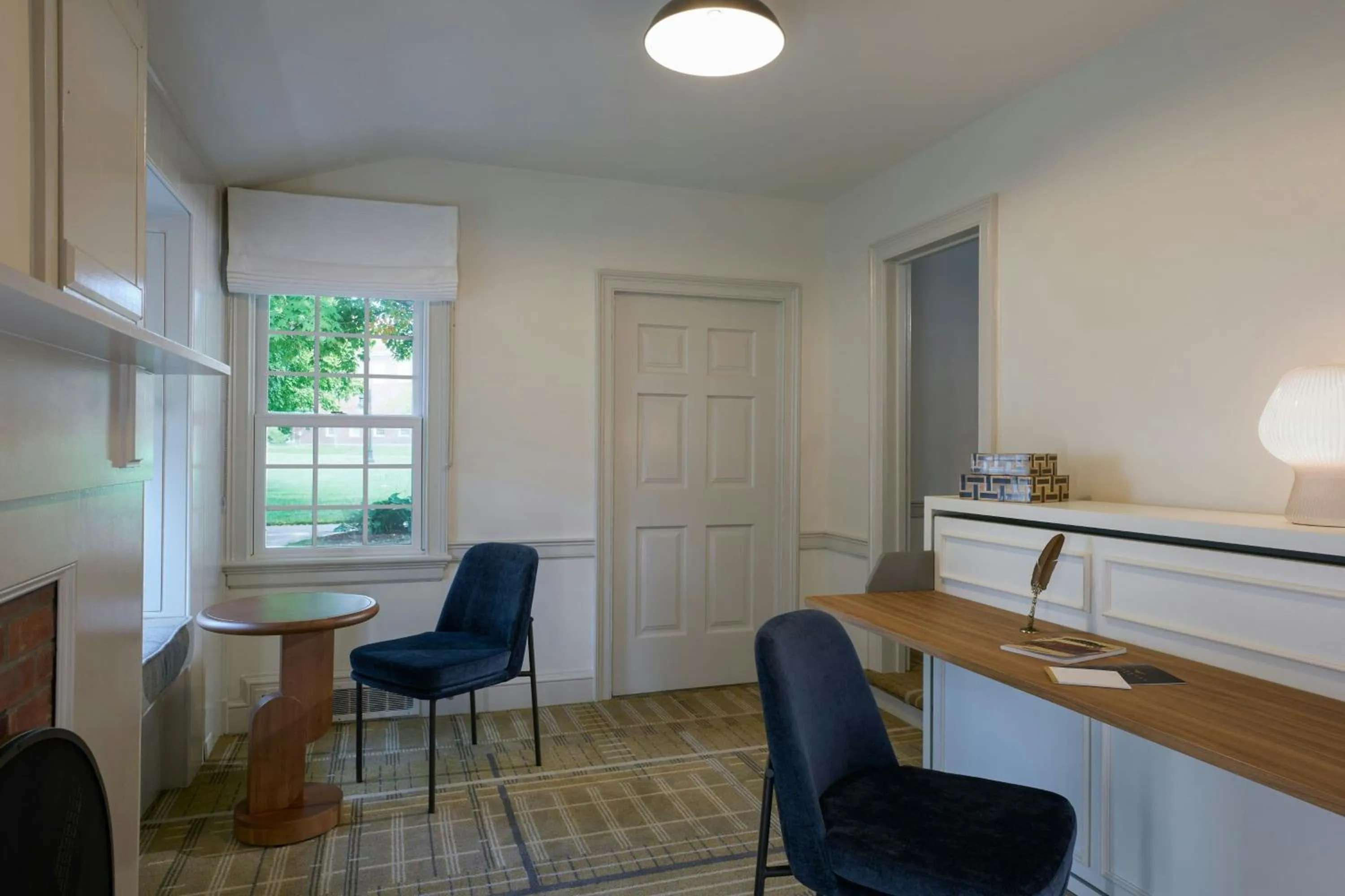 Photo of the whole room in Dearborn Inn, Autograph Collection