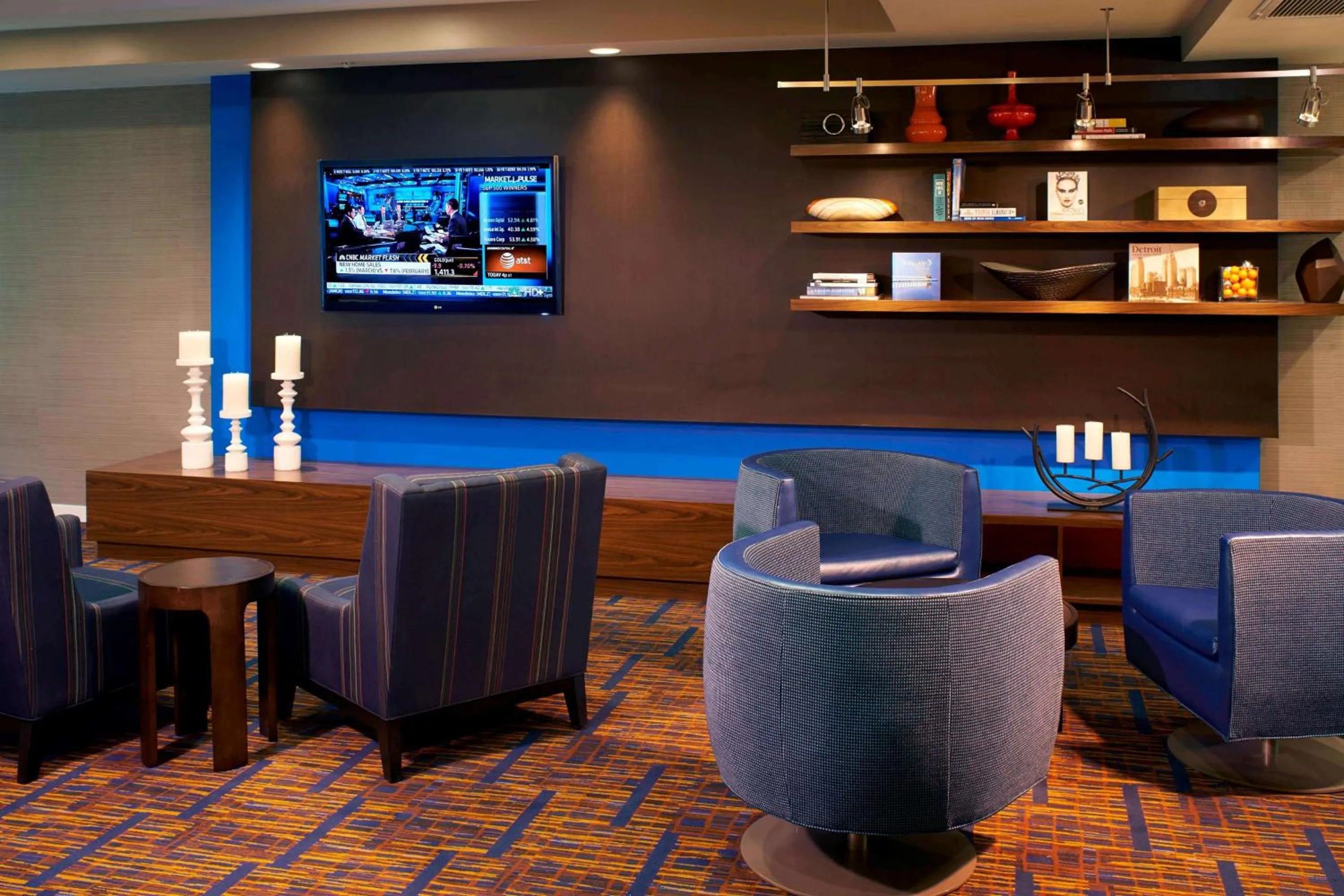 Lobby or reception in Sonesta Select Detroit Novi