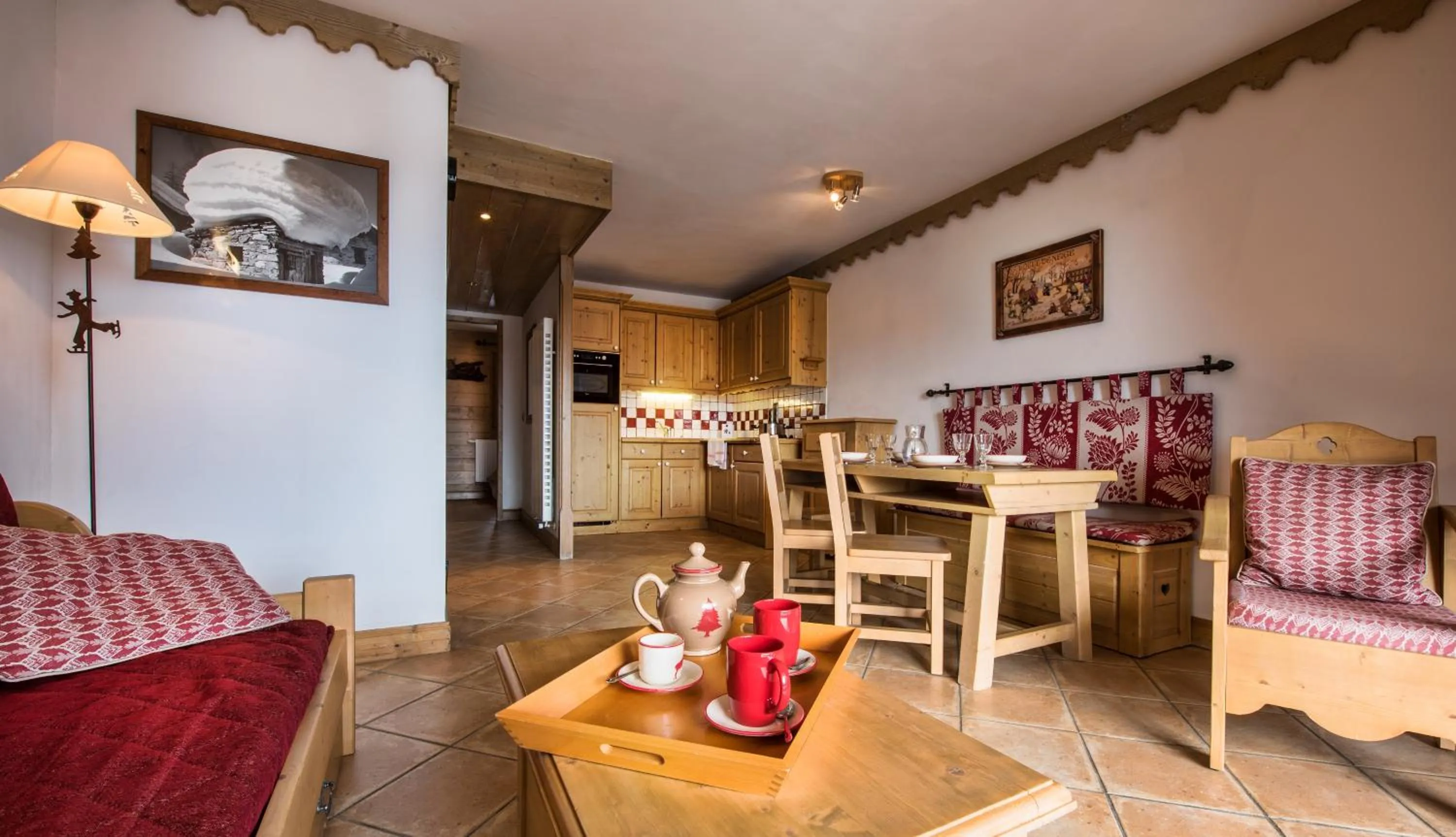 Living room in CGH Résidences & Spas Les Cimes Blanches