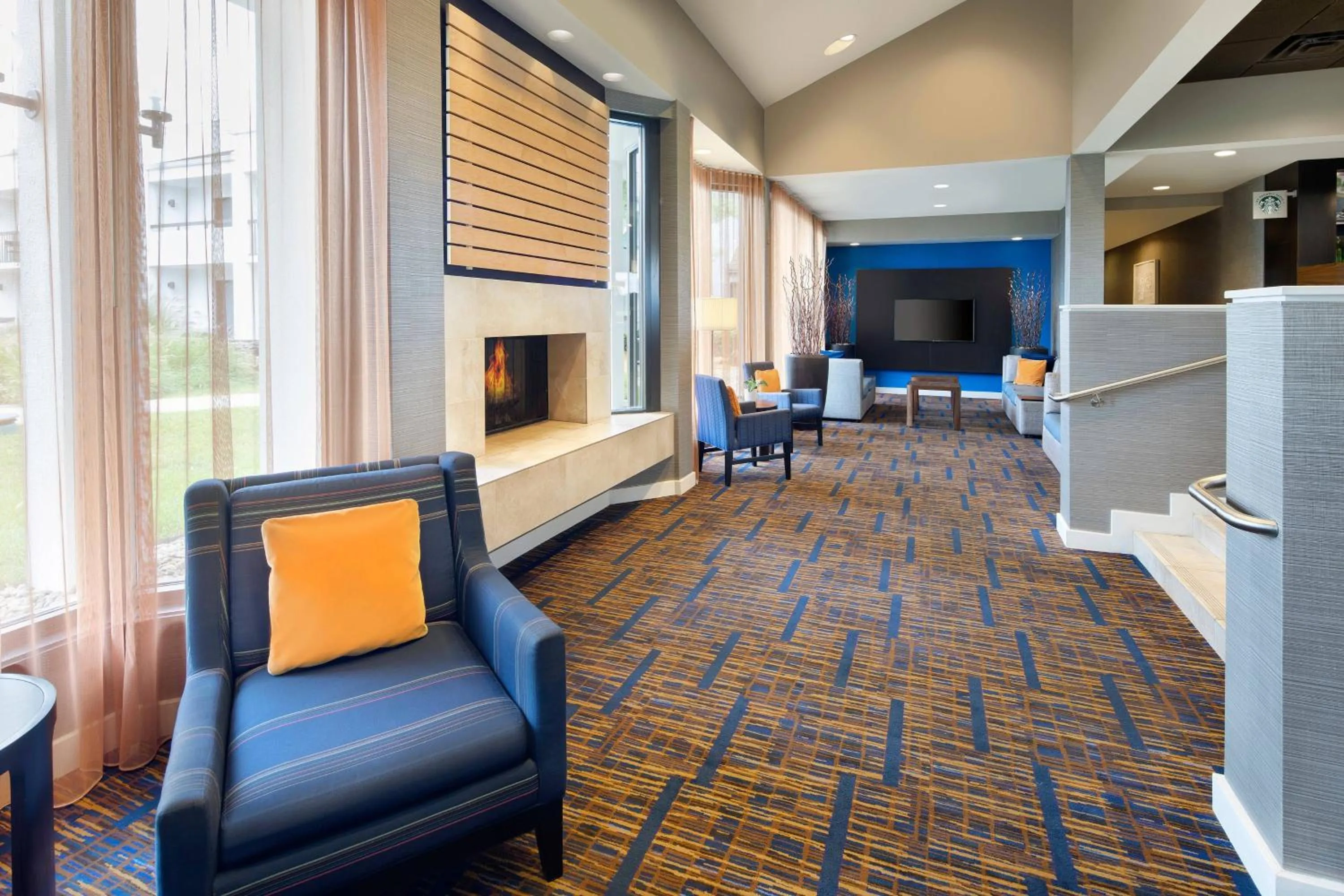 Lobby or reception in Courtyard Detroit Southfield