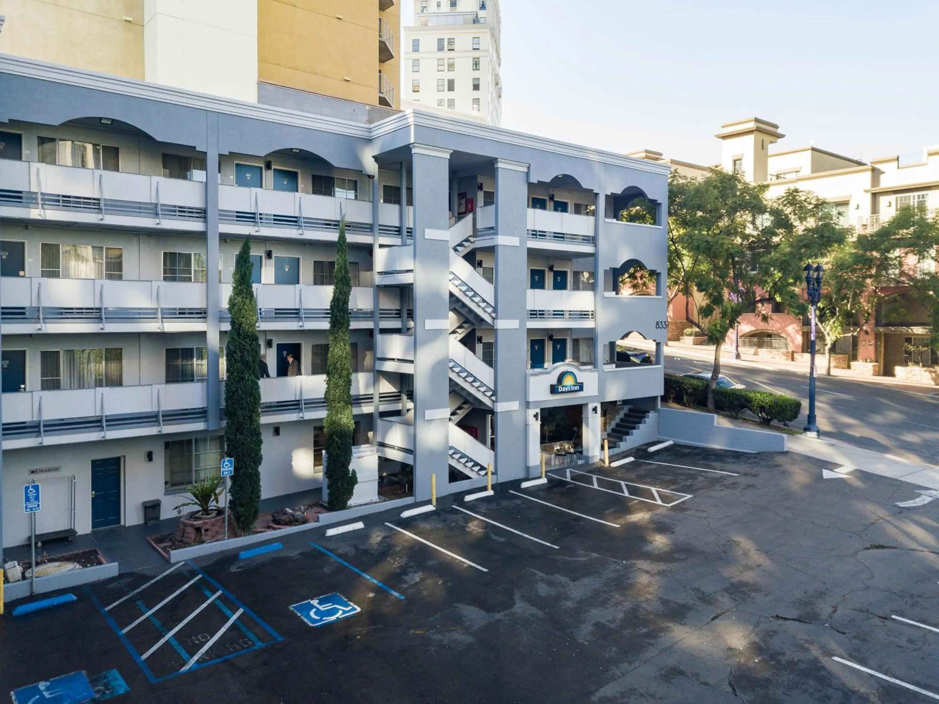 Property building in Days Inn by Wyndham San Diego/Downtown/Convention Center