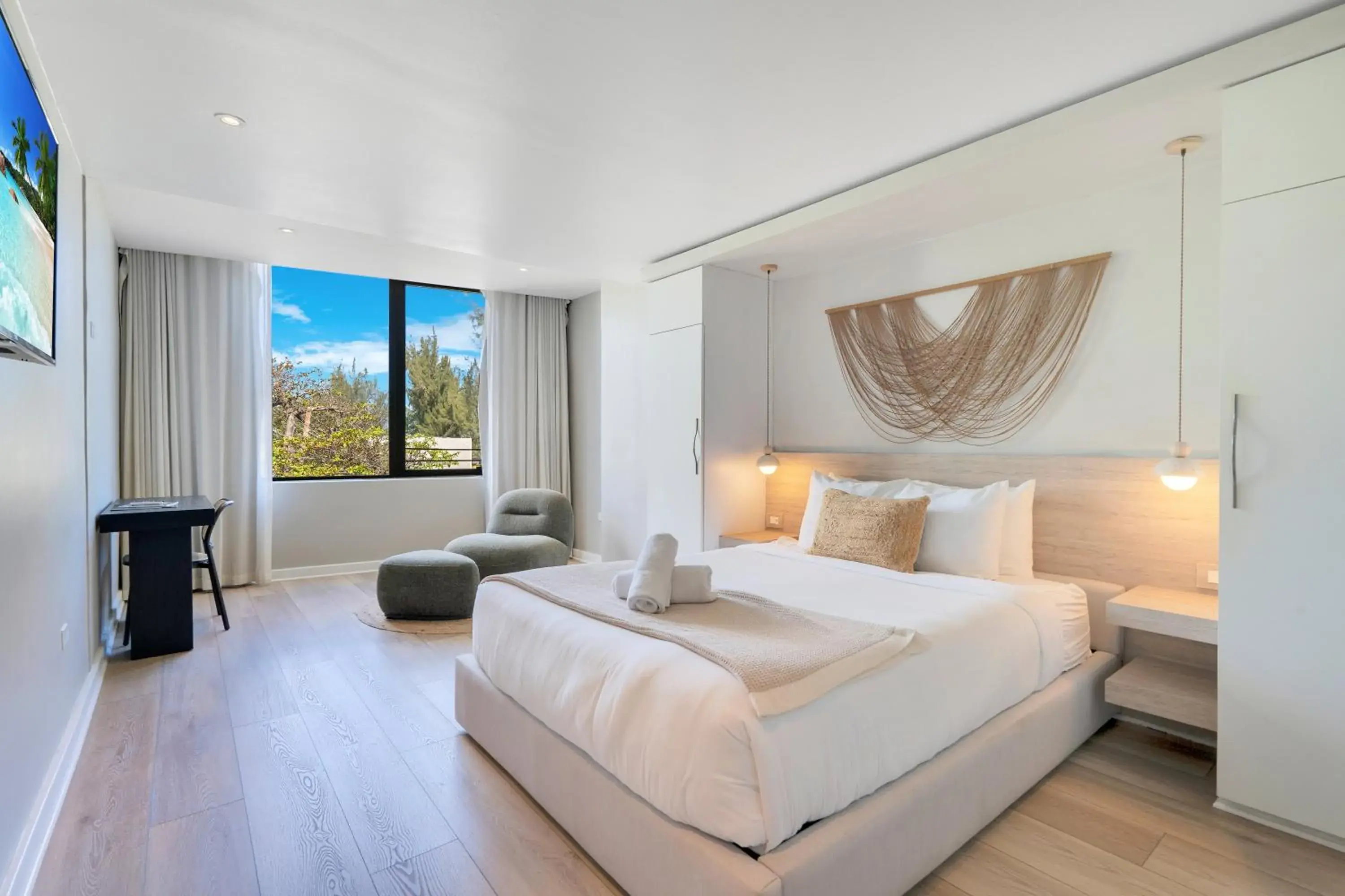 Large Queen - single occupancy in El San Geronimo Large Queen - single occupancy in El San Geronimo