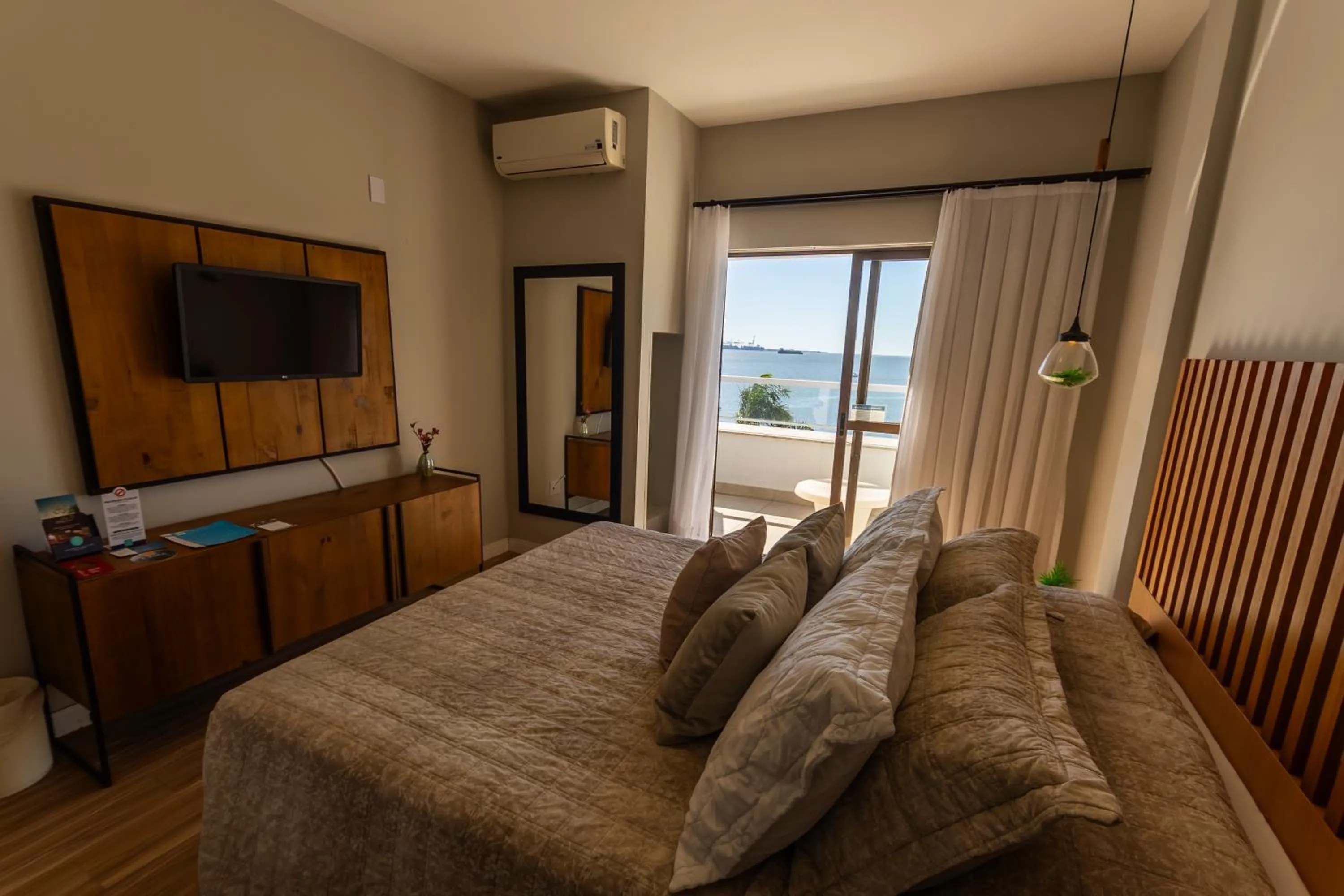 Bed in Hotel Villareal São Francisco do Sul