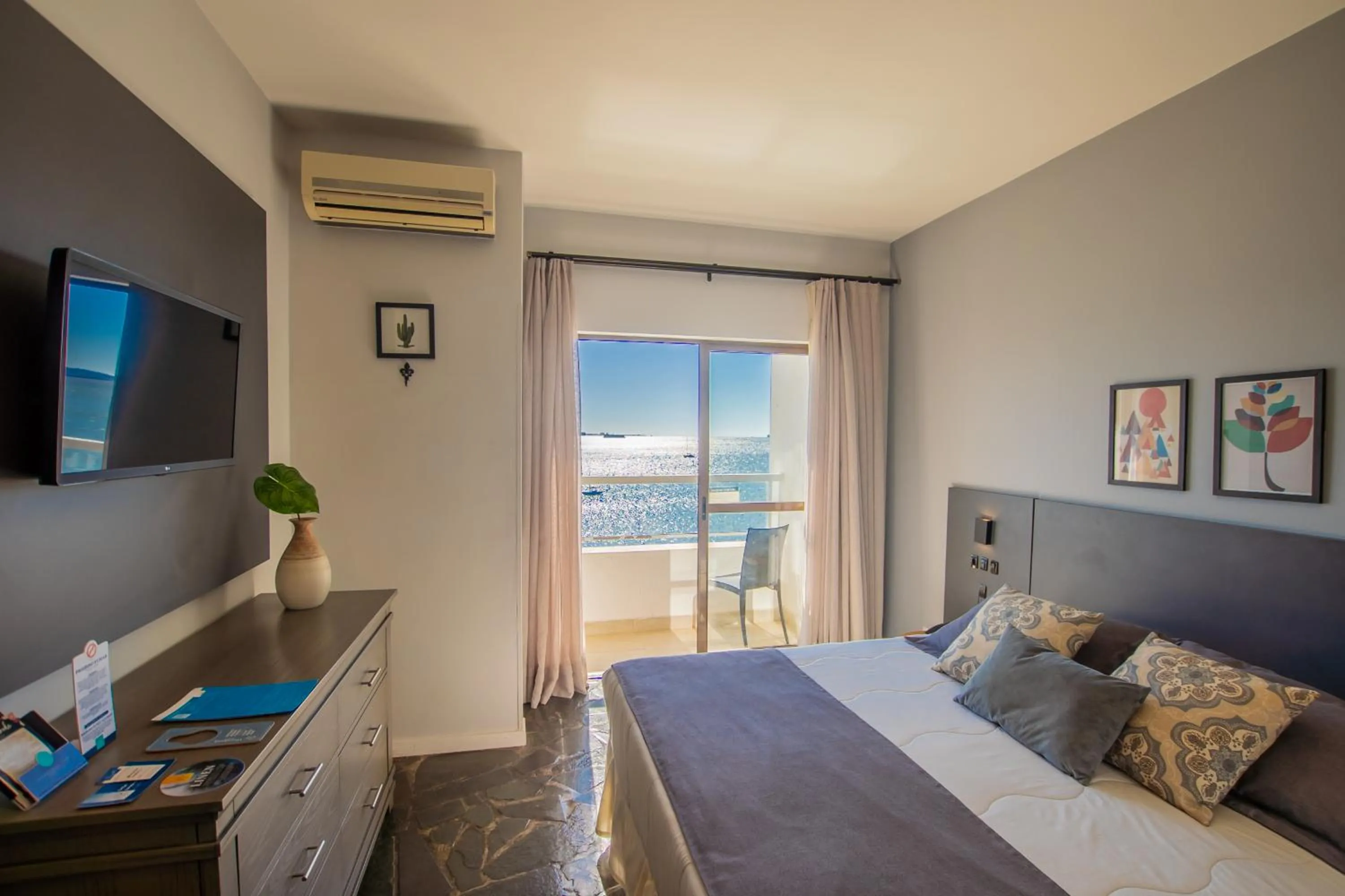 Bed in Hotel Villareal São Francisco do Sul