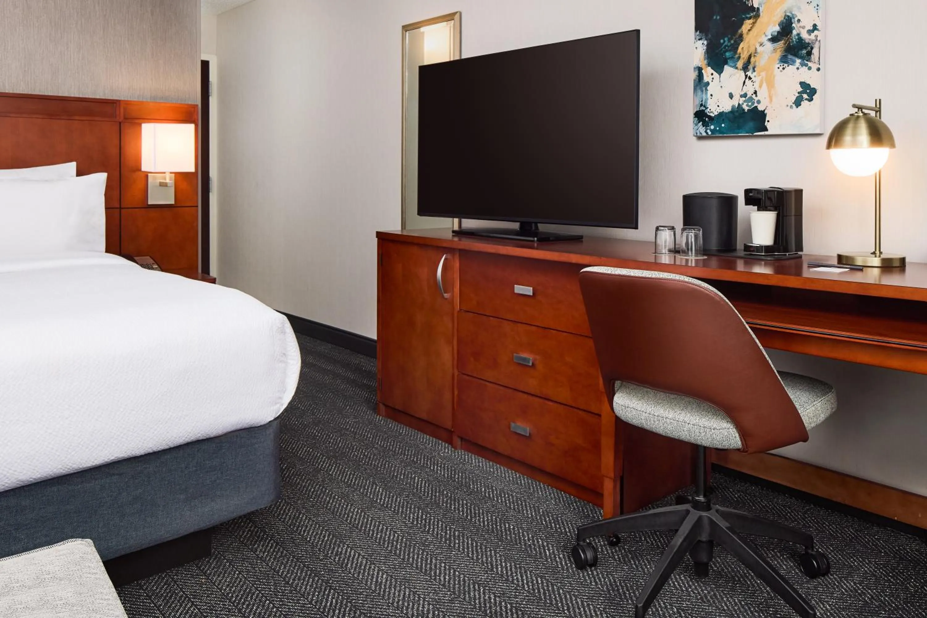 TV and multimedia, Bed in Courtyard by Marriott Fort Collins