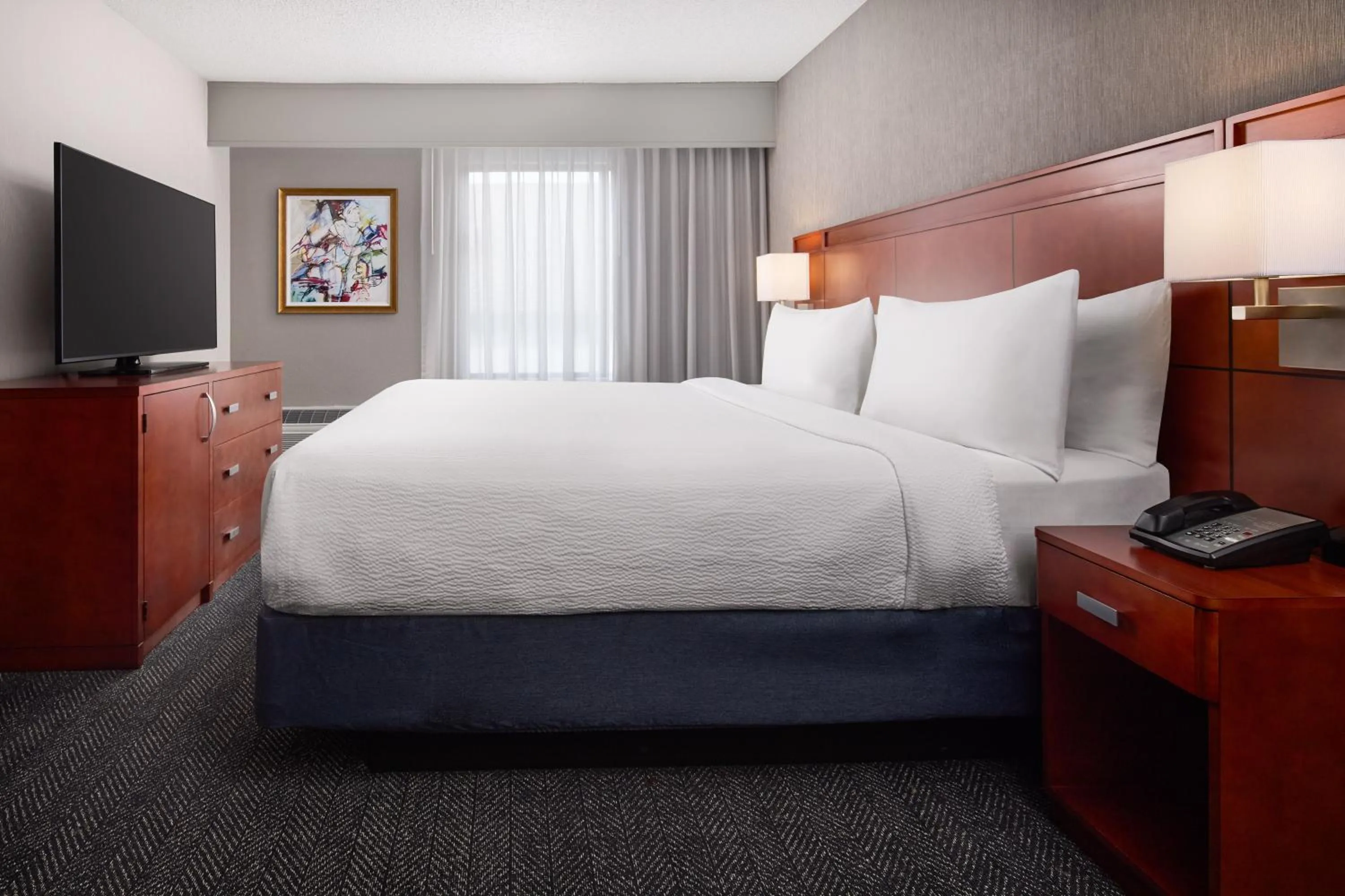 Bed in Courtyard by Marriott Fort Collins