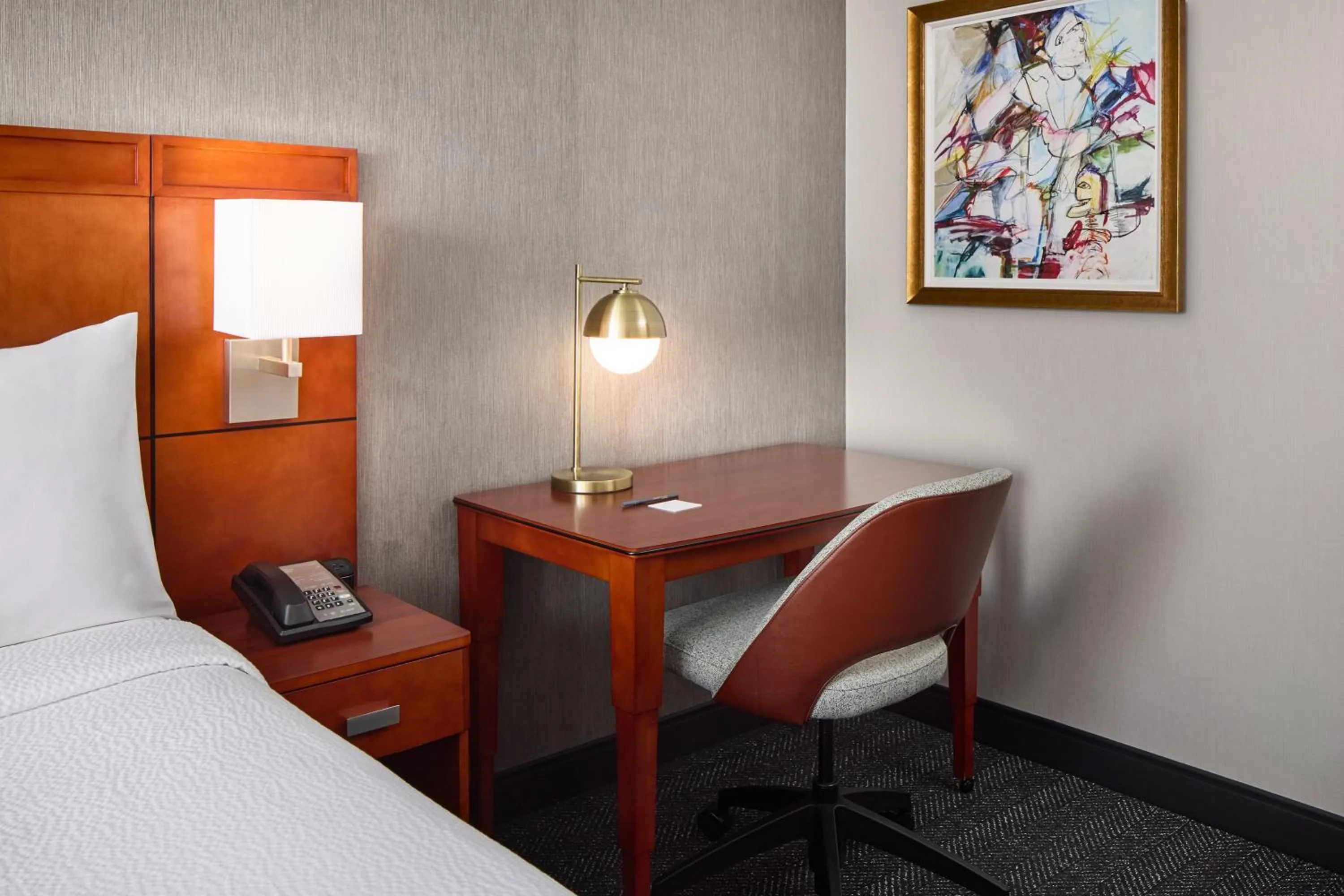 Seating area, Bed in Courtyard by Marriott Fort Collins