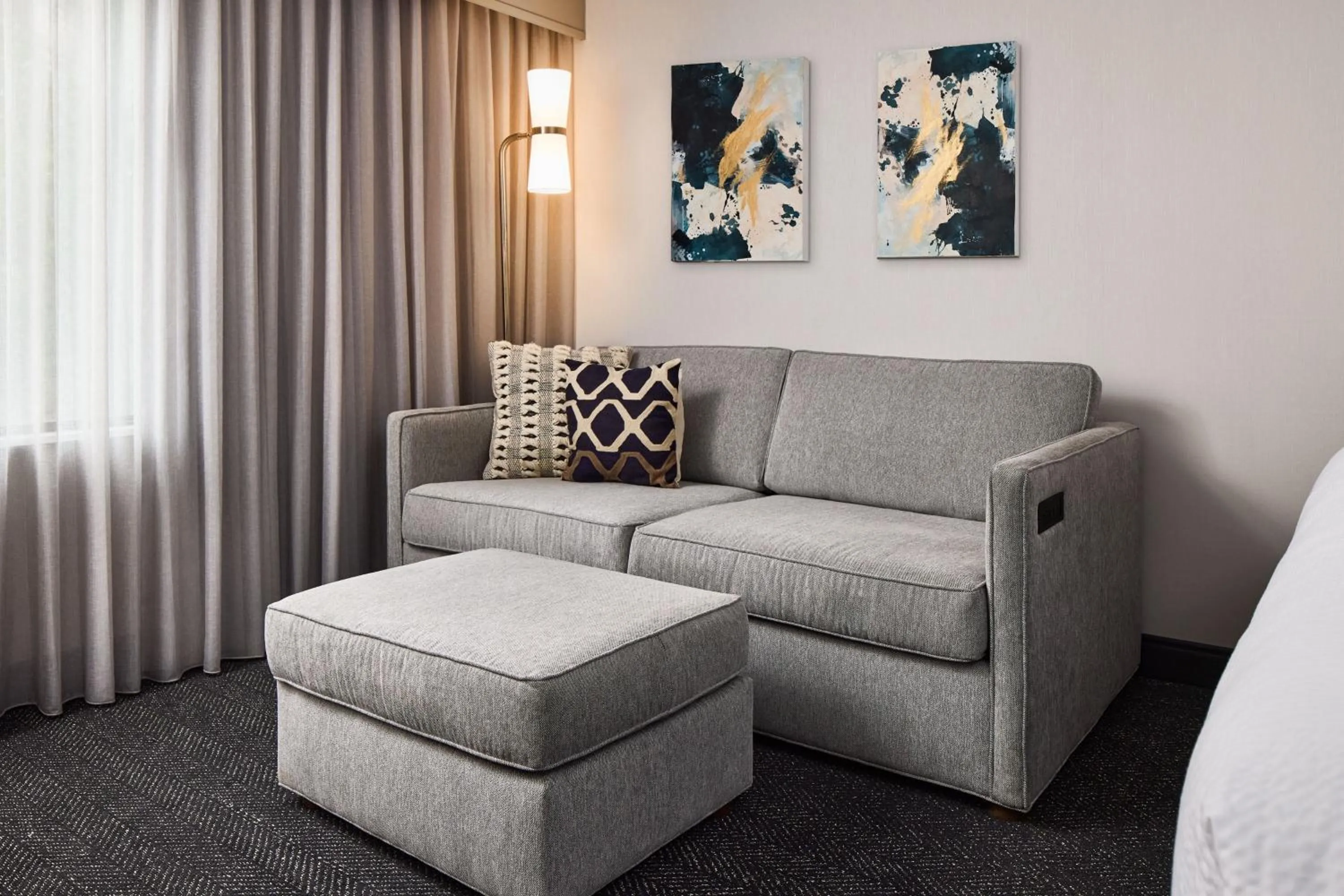 Photo of the whole room in Courtyard by Marriott Fort Collins