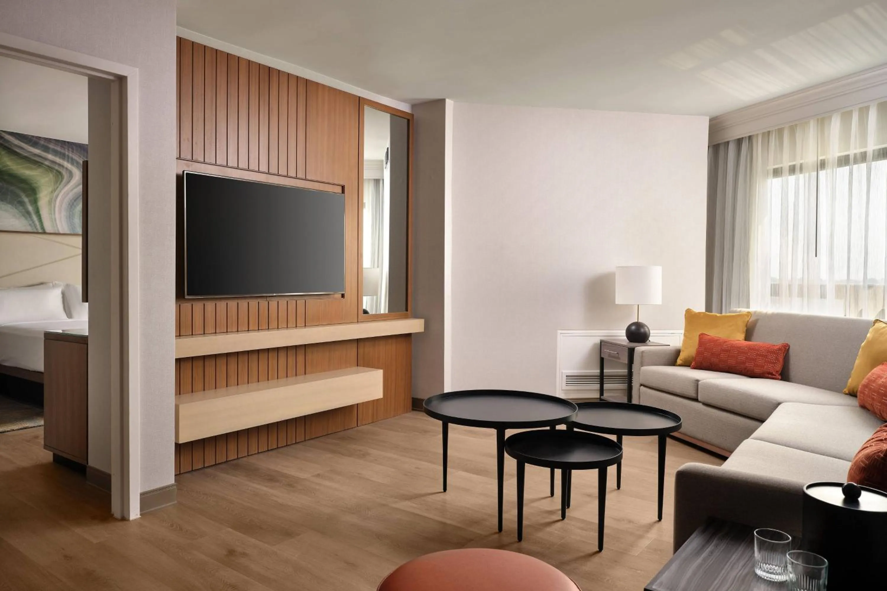 Living room, Bed in Fort Collins Marriott