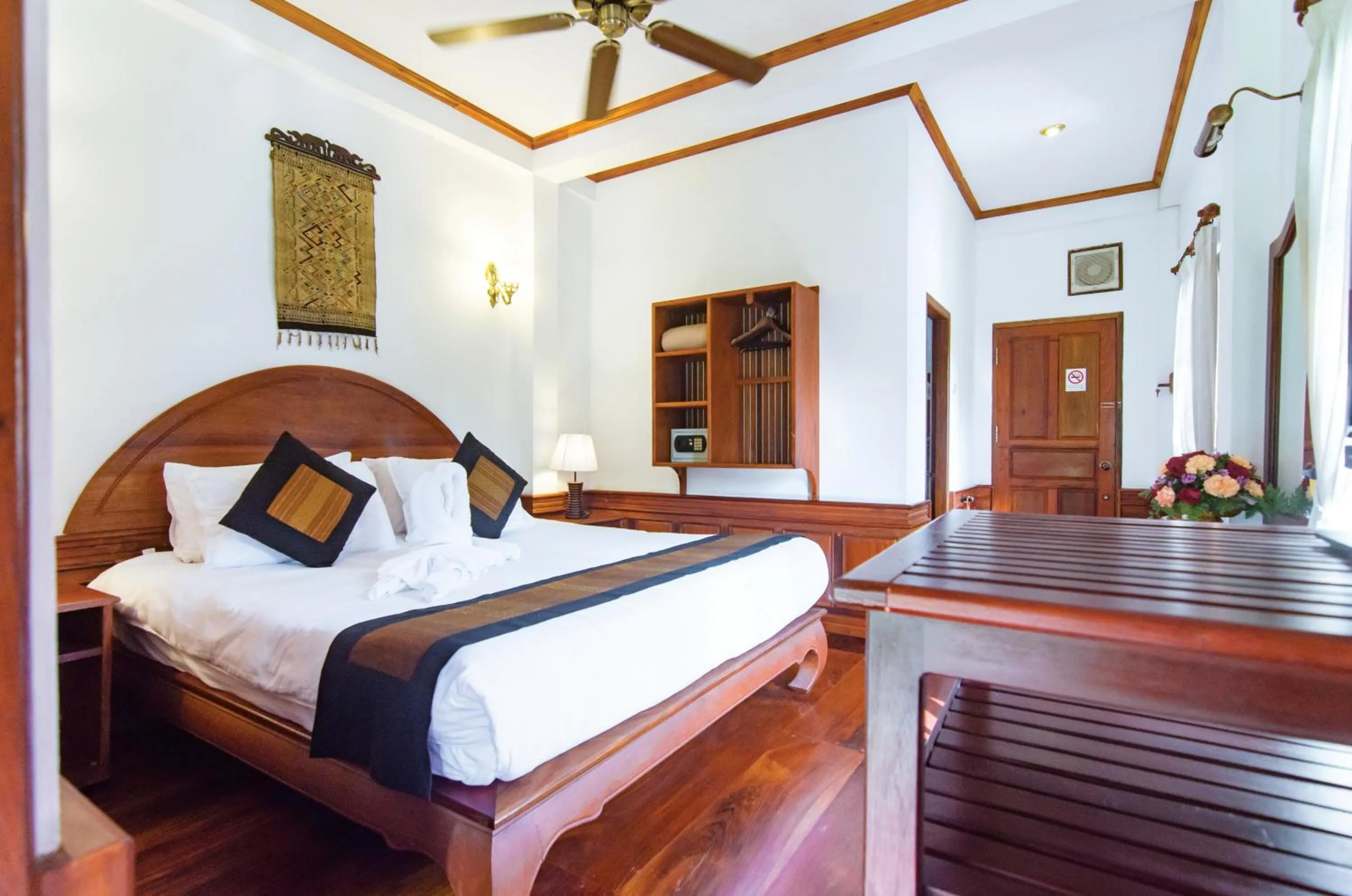 Photo of the whole room, Bed in Villa Chitdara