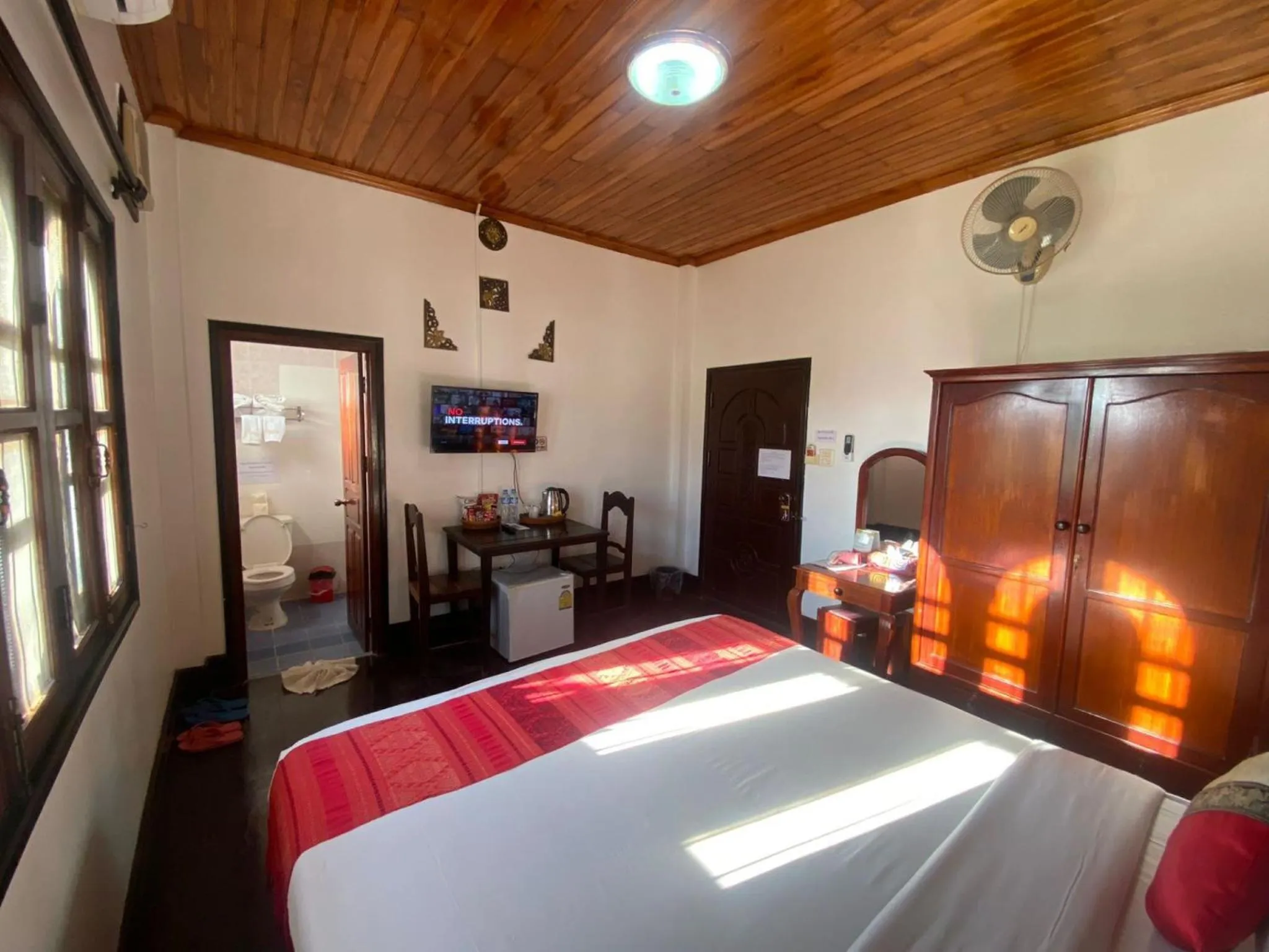 Bedroom, Bed in Vangsavath Hotel