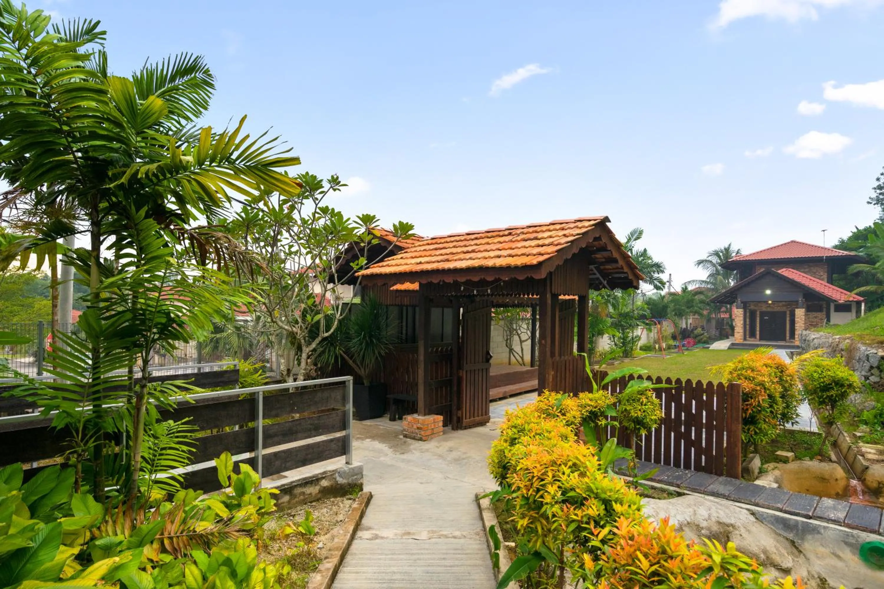 Day in Villa Kiambang