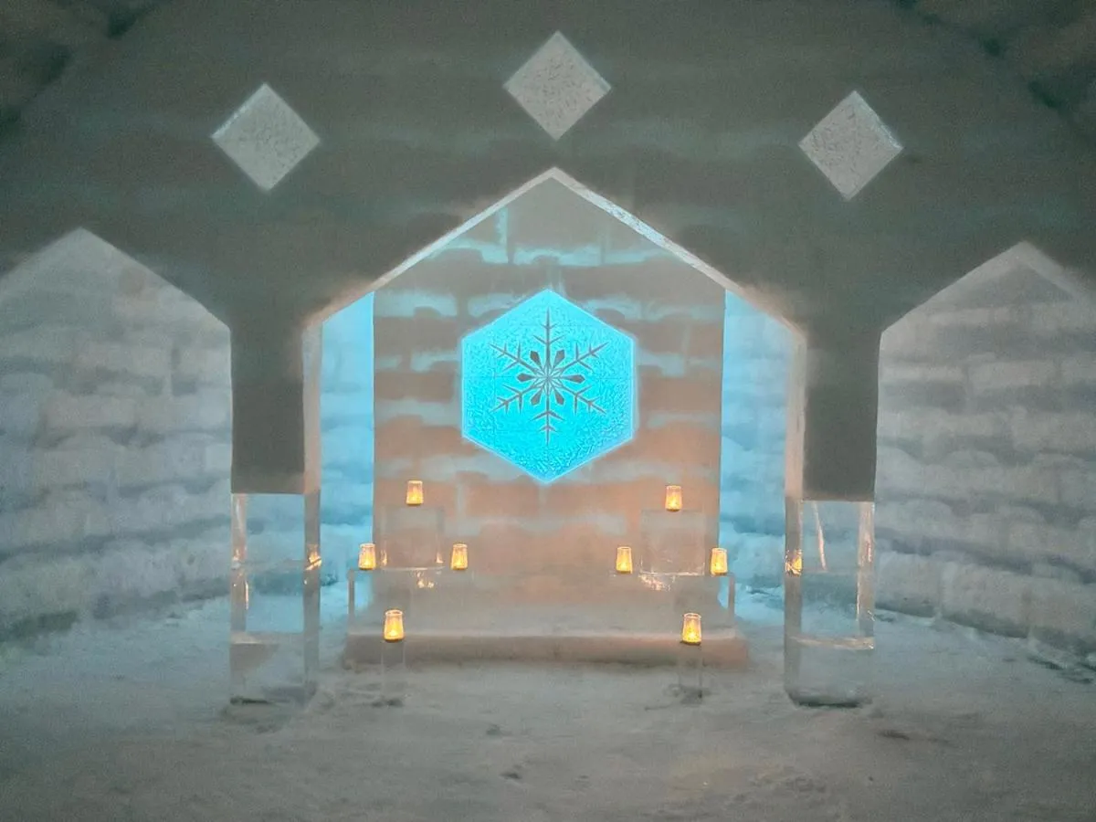 Off site in Shikaribetsu Kohan Onsen Hotel Fusui