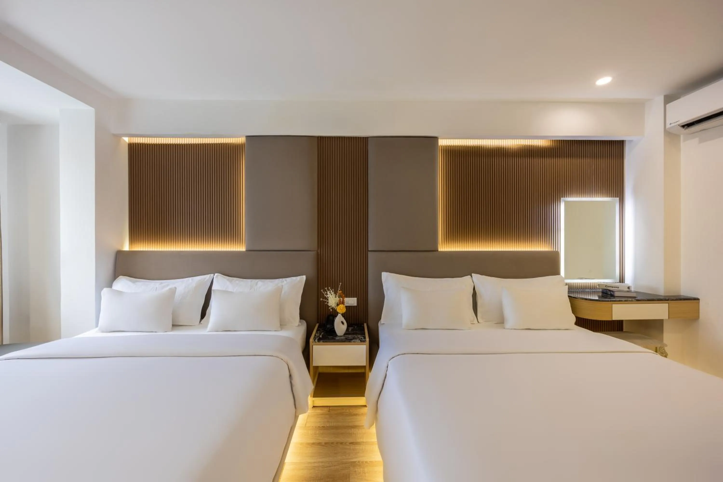 Bed in A25 Hotel - 255 Lê Thánh Tôn