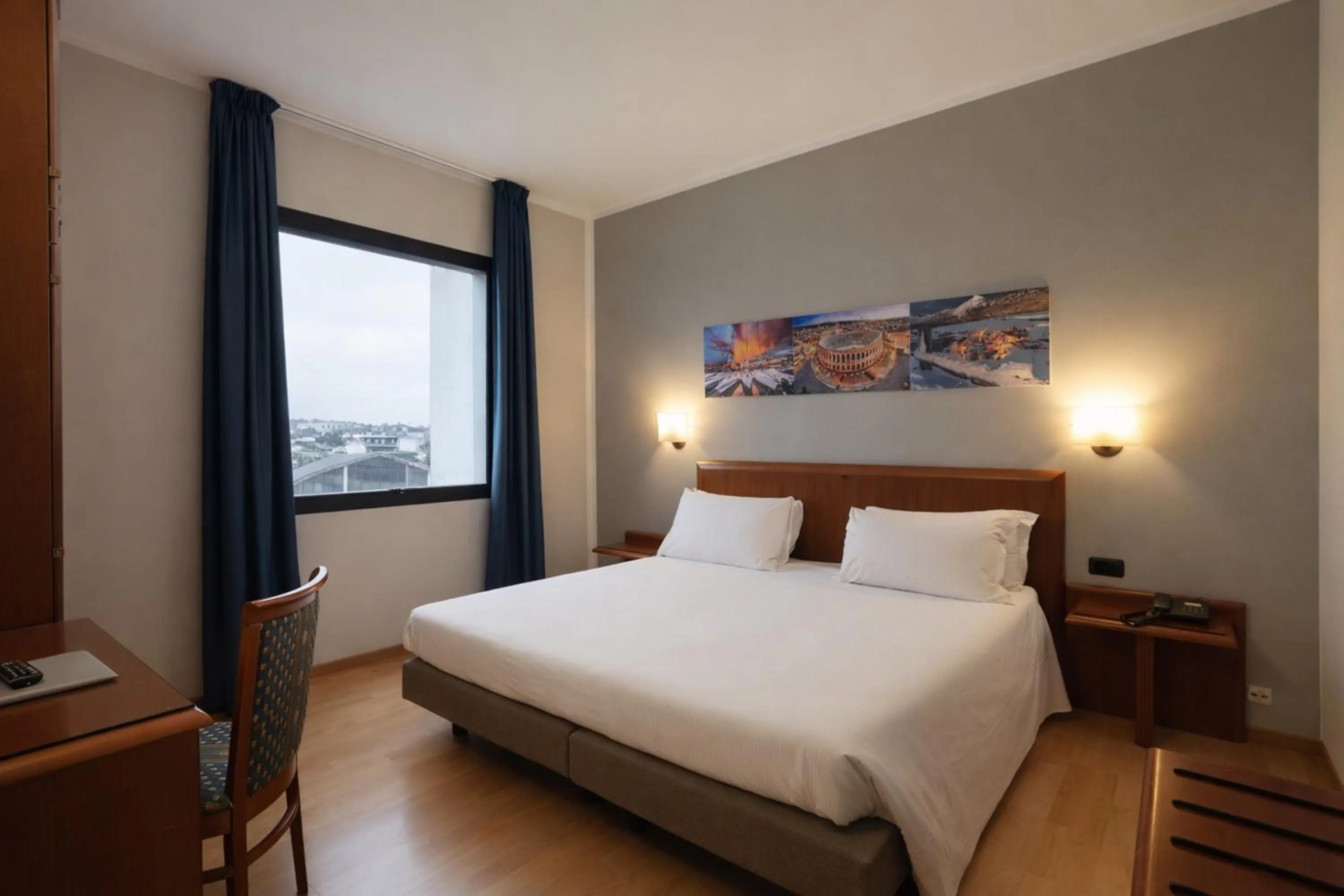 Bed in LVG Hotel Collection - Gardenia