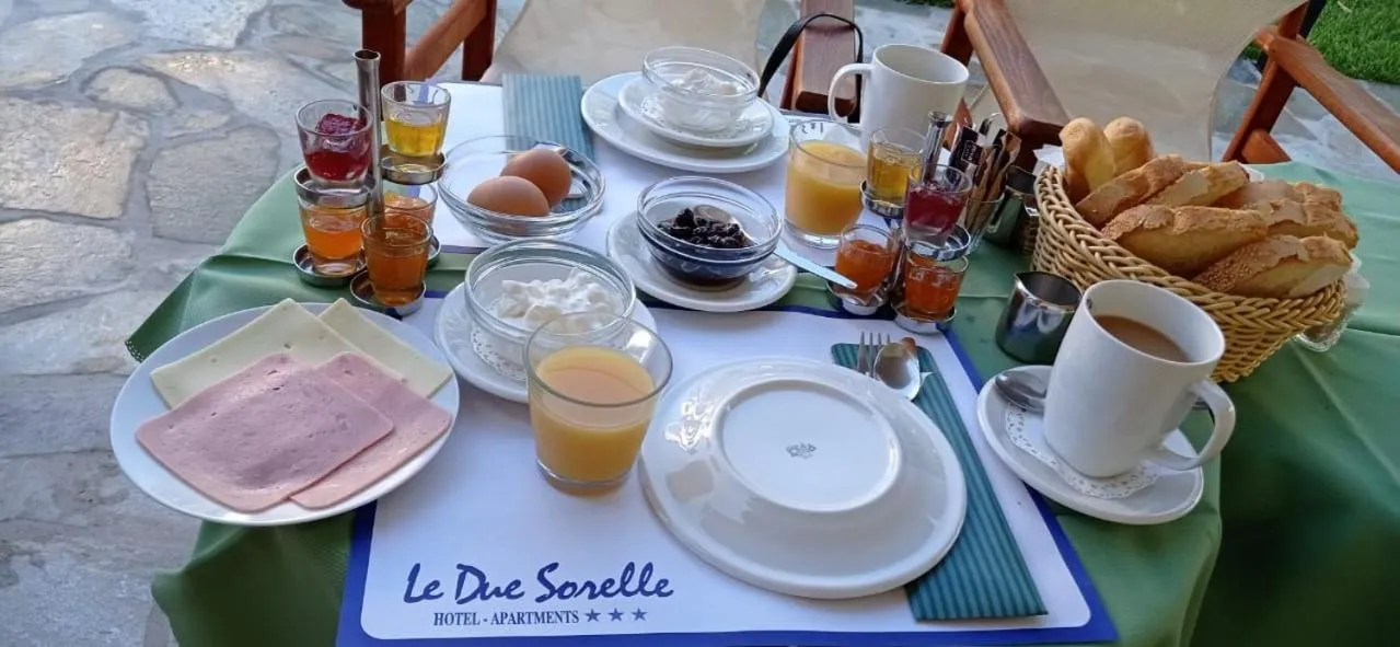 Continental breakfast in Le Due Sorelle