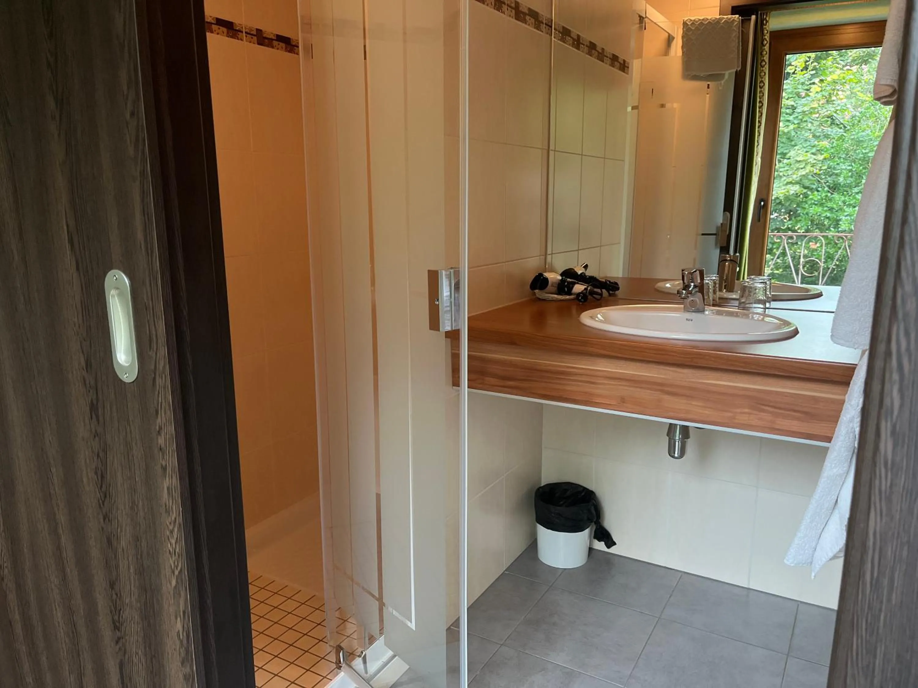 Logis Hotel & Restaurant - Les Vosges