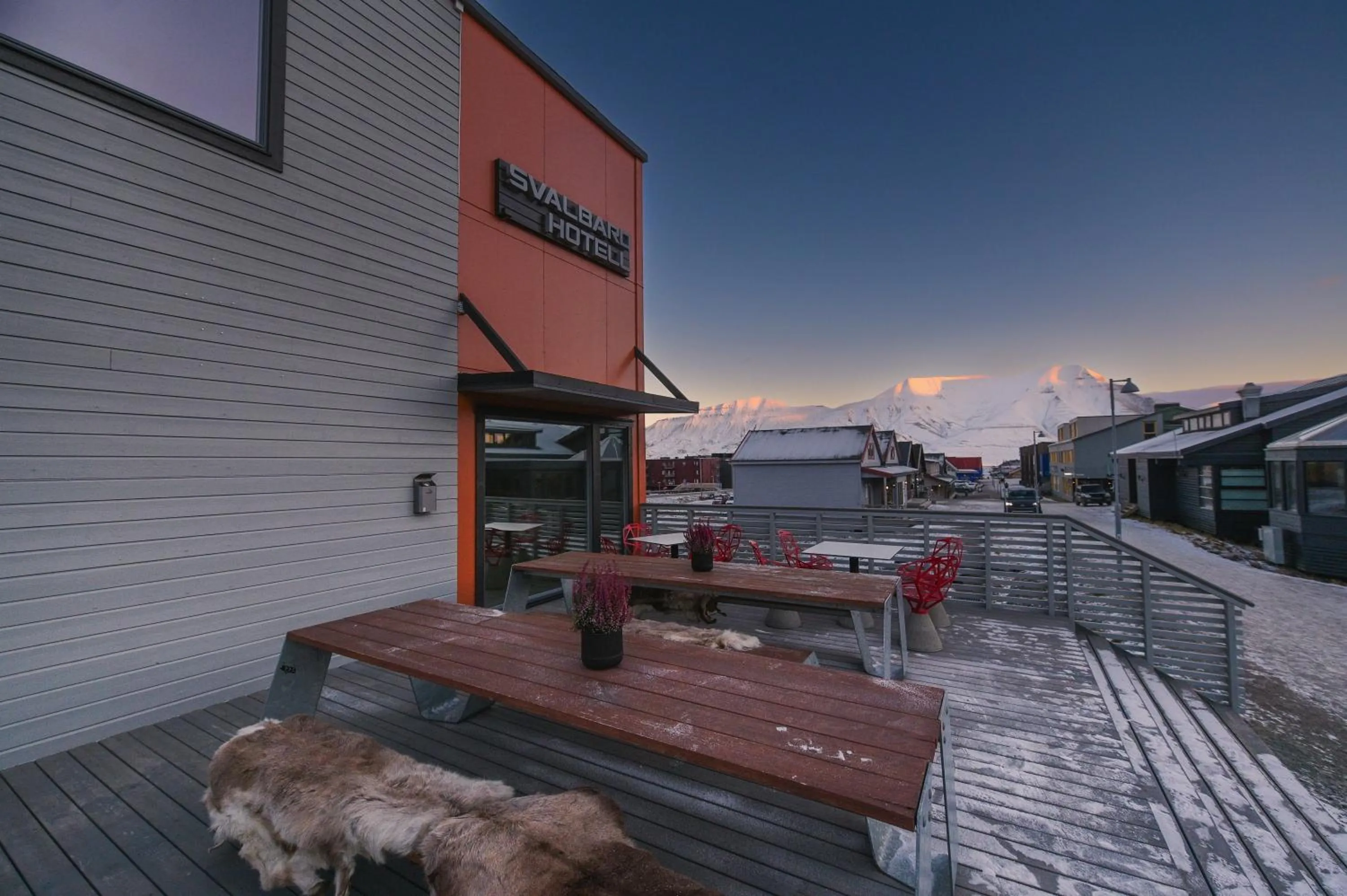 Property building in Svalbard Hotell | Polfareren