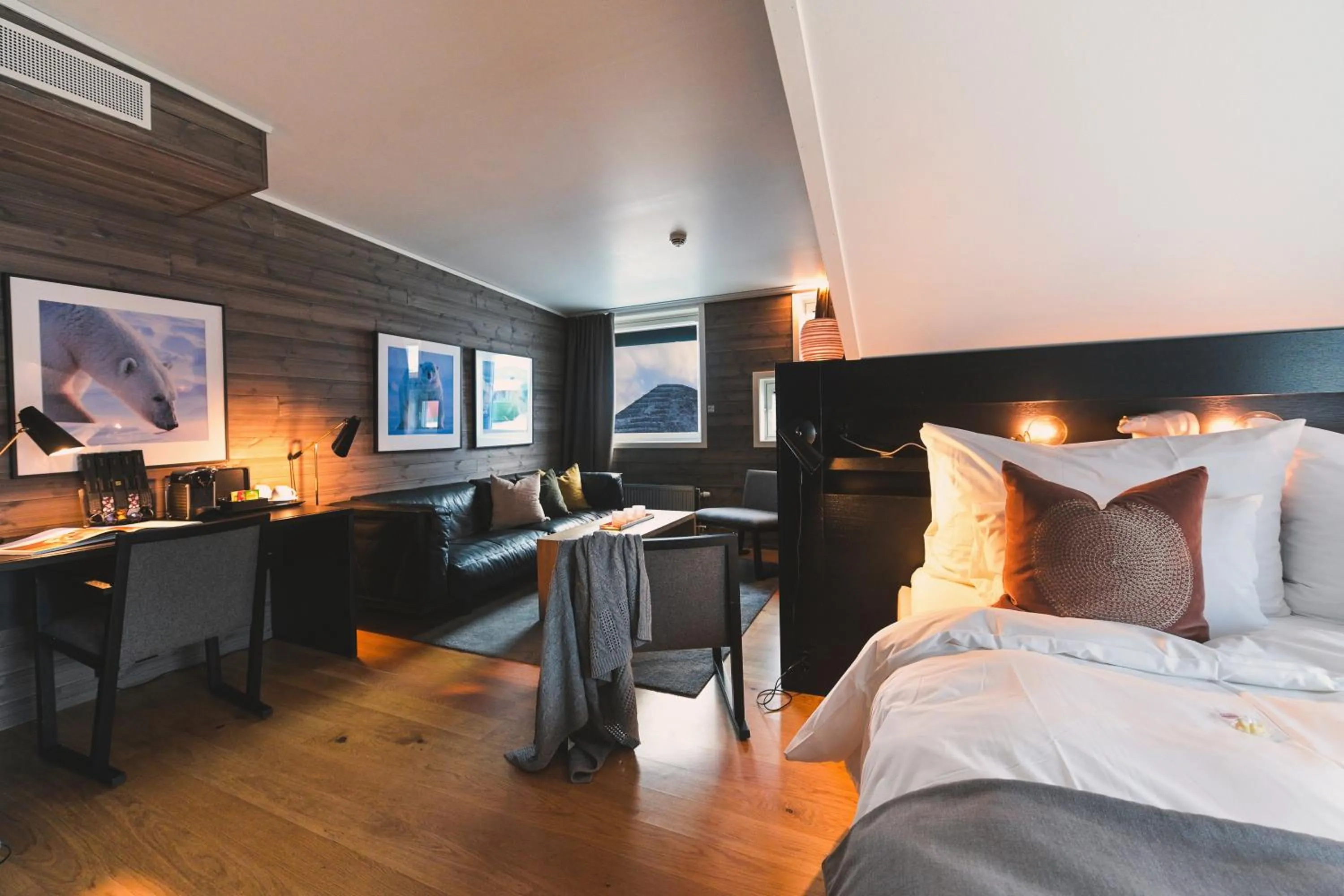 Bed in Svalbard Hotell | Polfareren