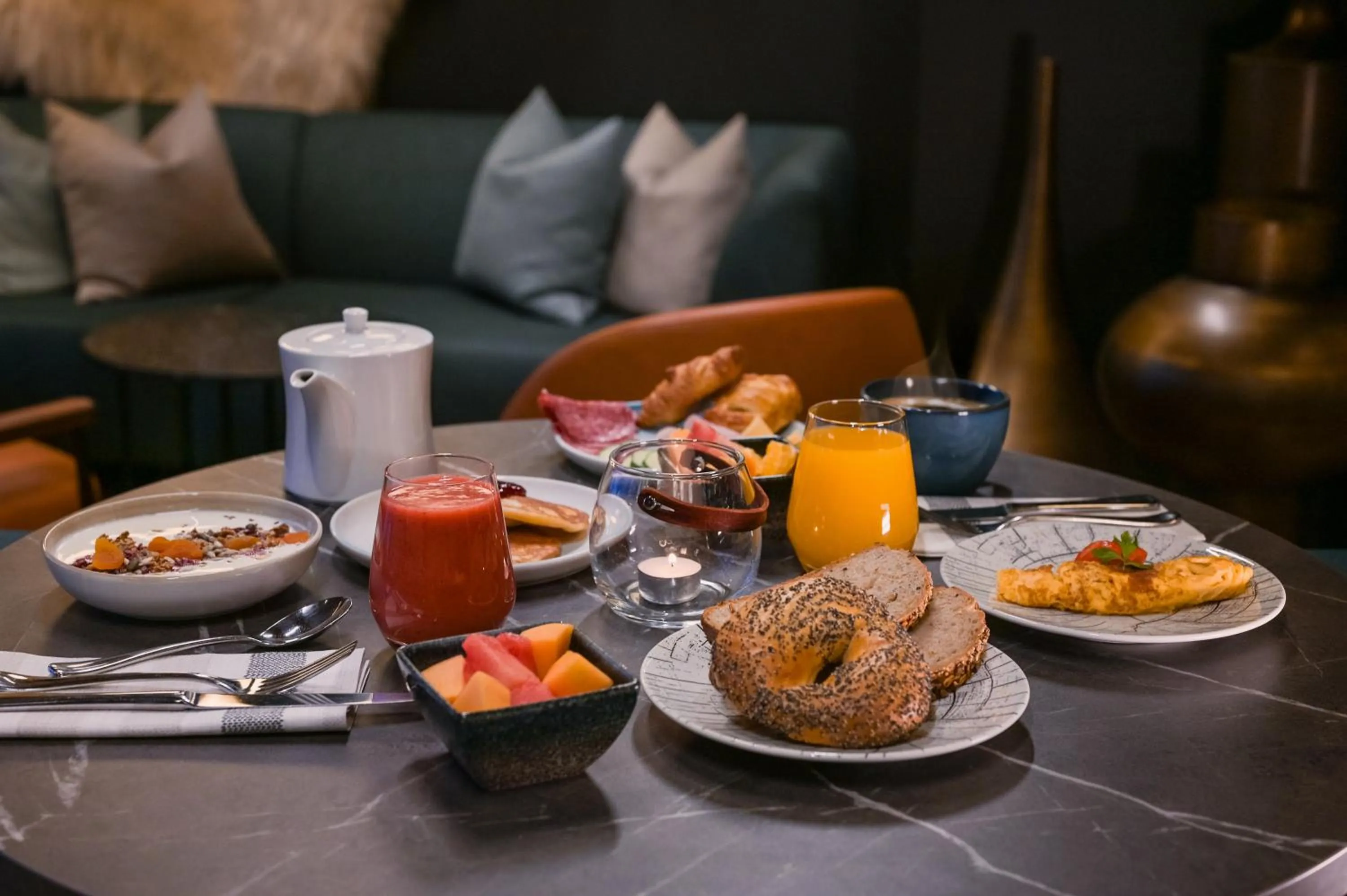 Breakfast in Svalbard Hotell | Polfareren