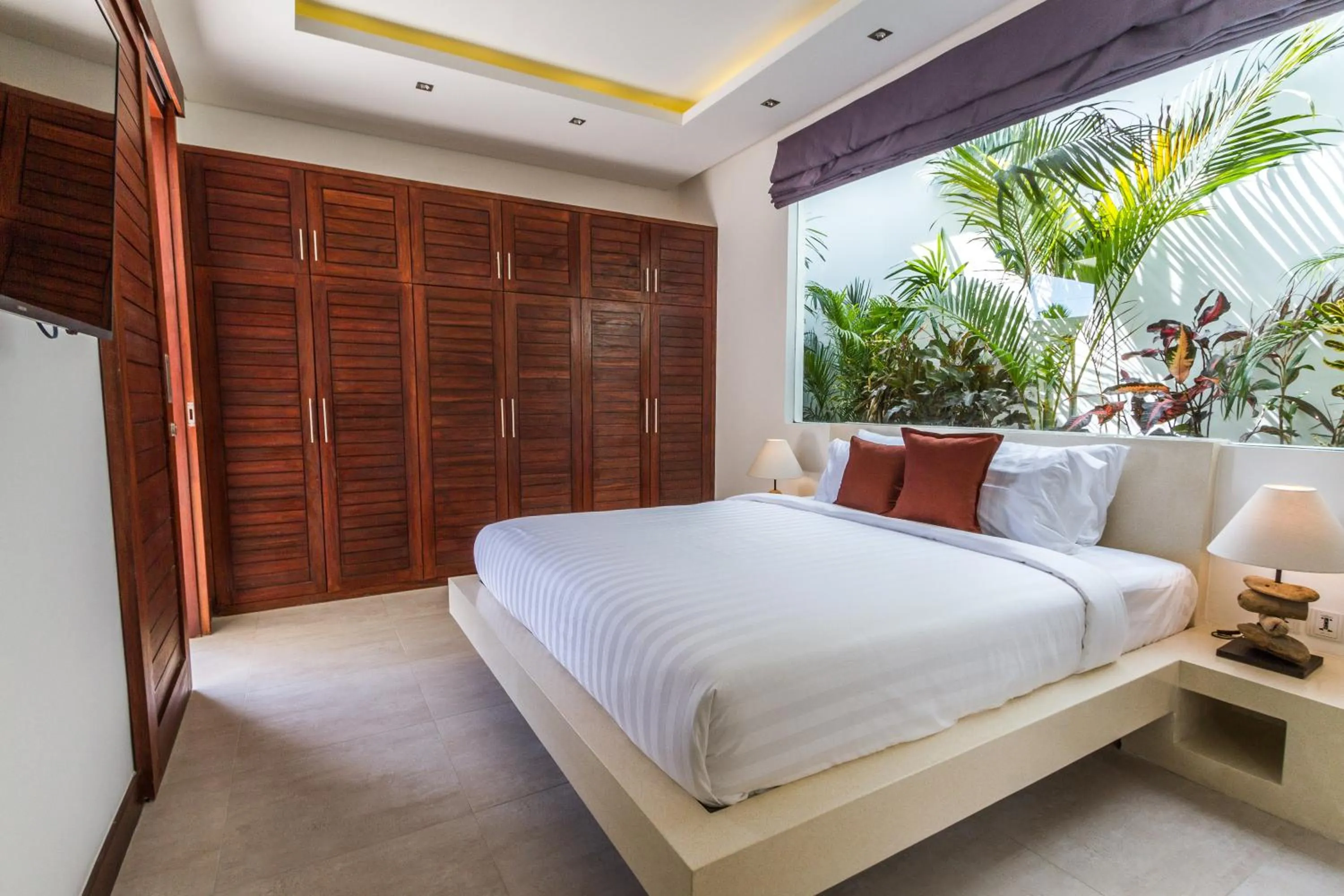 Bed in Villa Juna - Beautiful 3 Bedroom in Seminyak