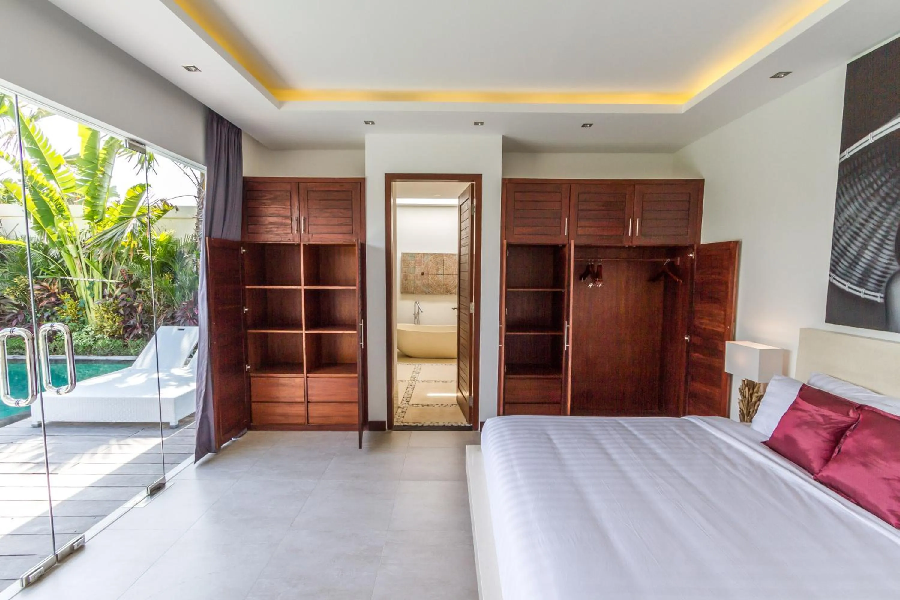 Bed in Villa Juna - Beautiful 3 Bedroom in Seminyak