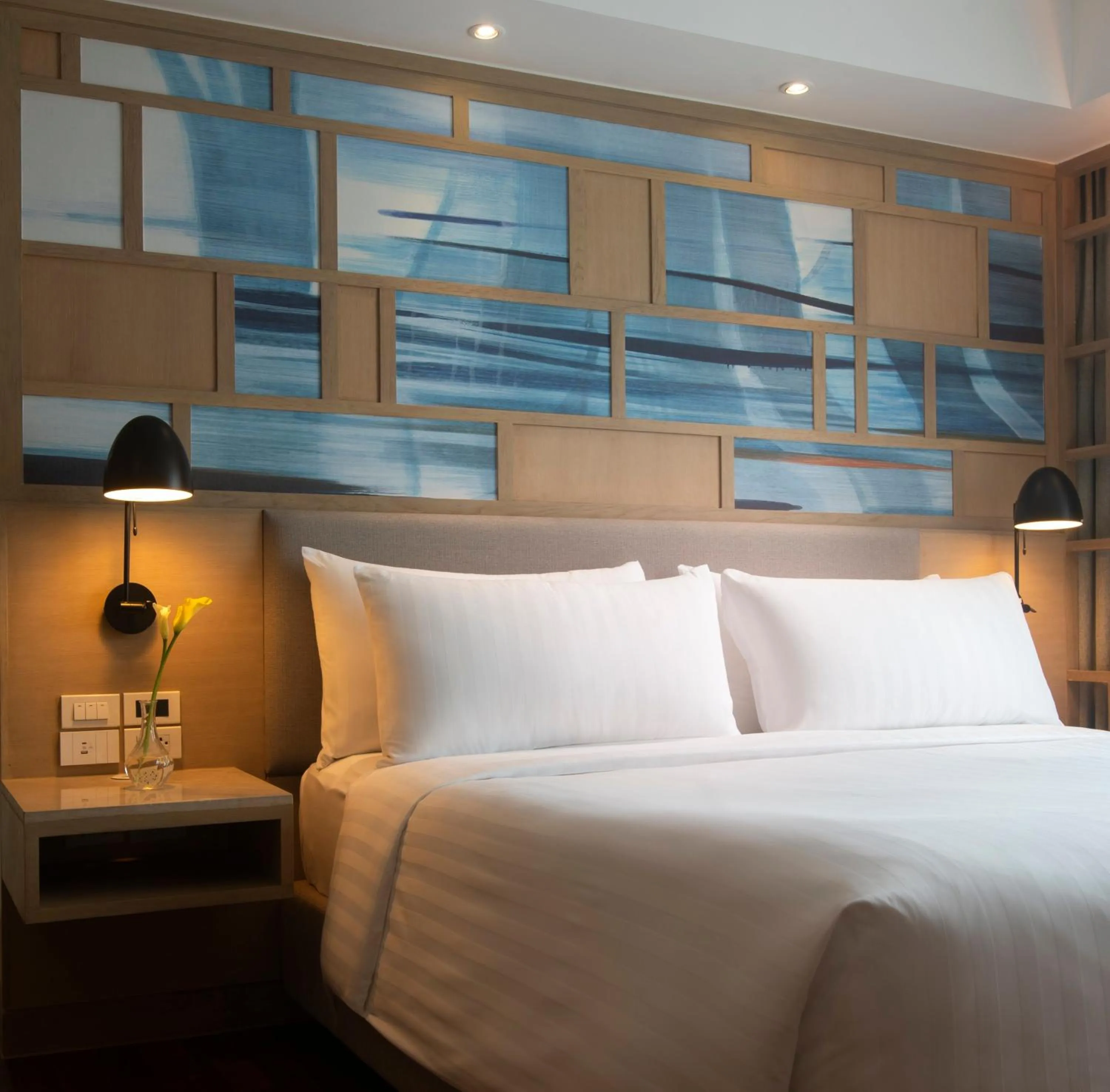 Photo of the whole room, Bed in Shama Petchburi 47 Bangkok