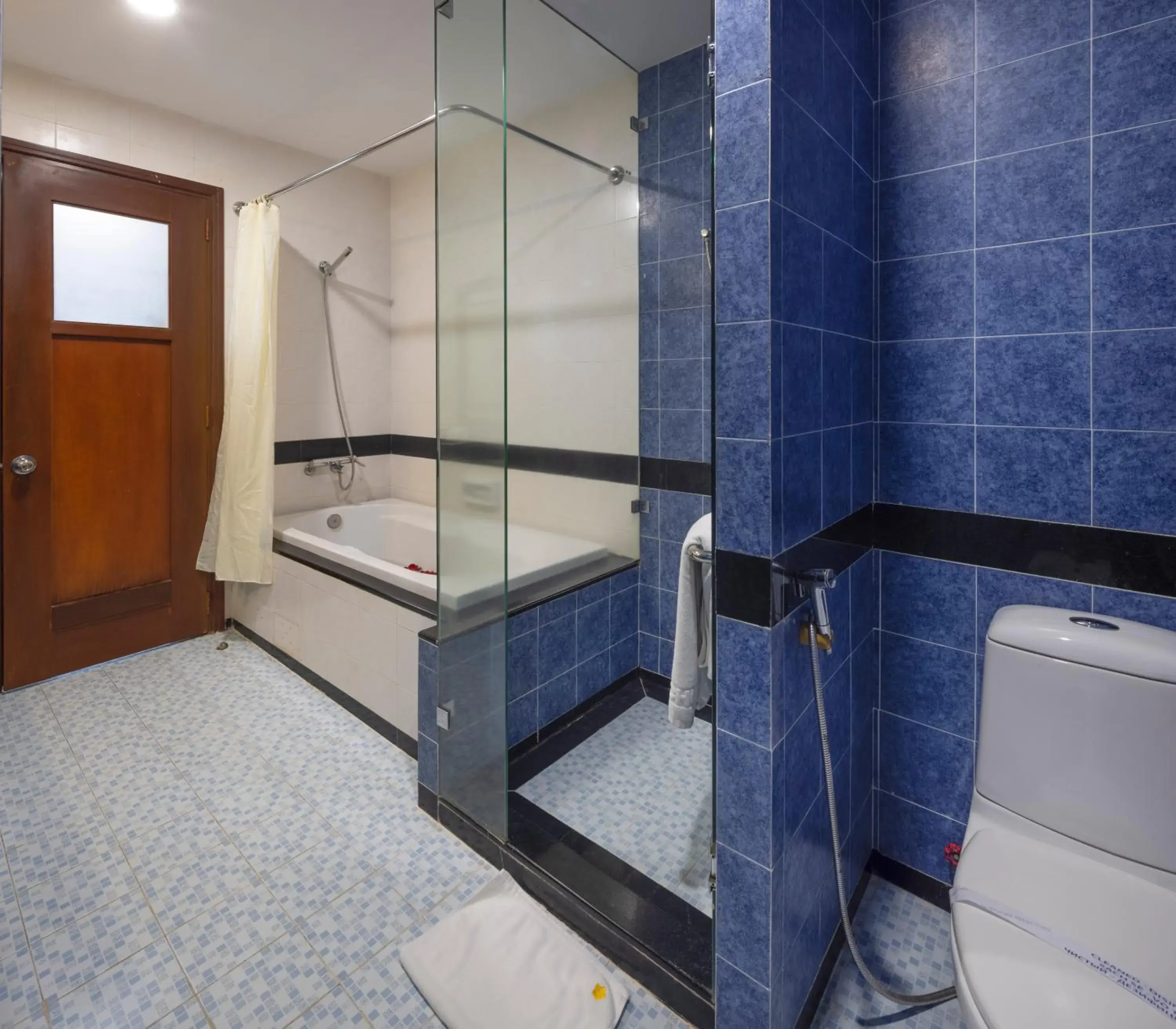 Deluxe Panorama in Saigon - Ninh Chu Hotel & Resort Deluxe Panorama in Saigon - Ninh Chu Hotel & Resort