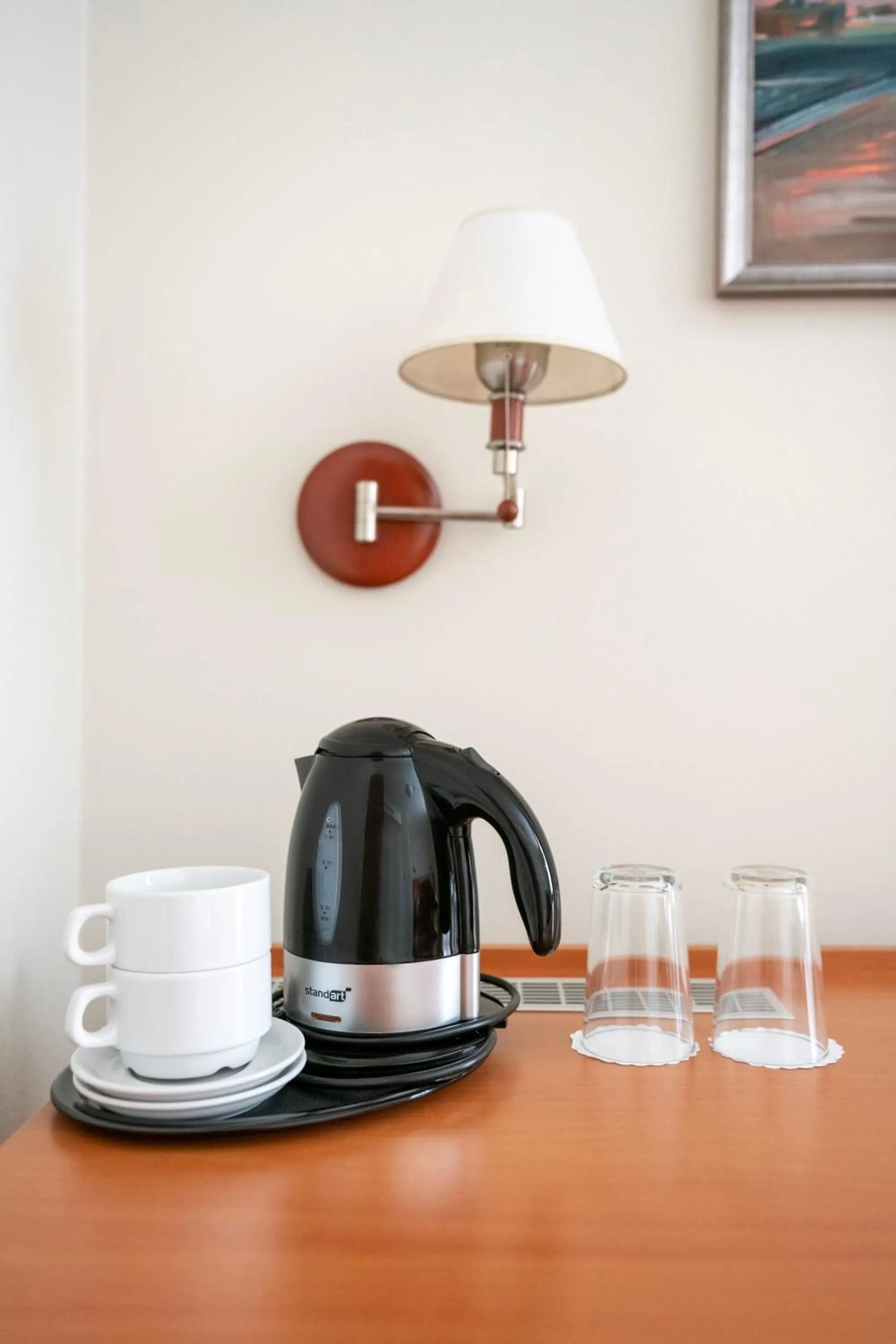 Photo of the whole room in Art City Inn