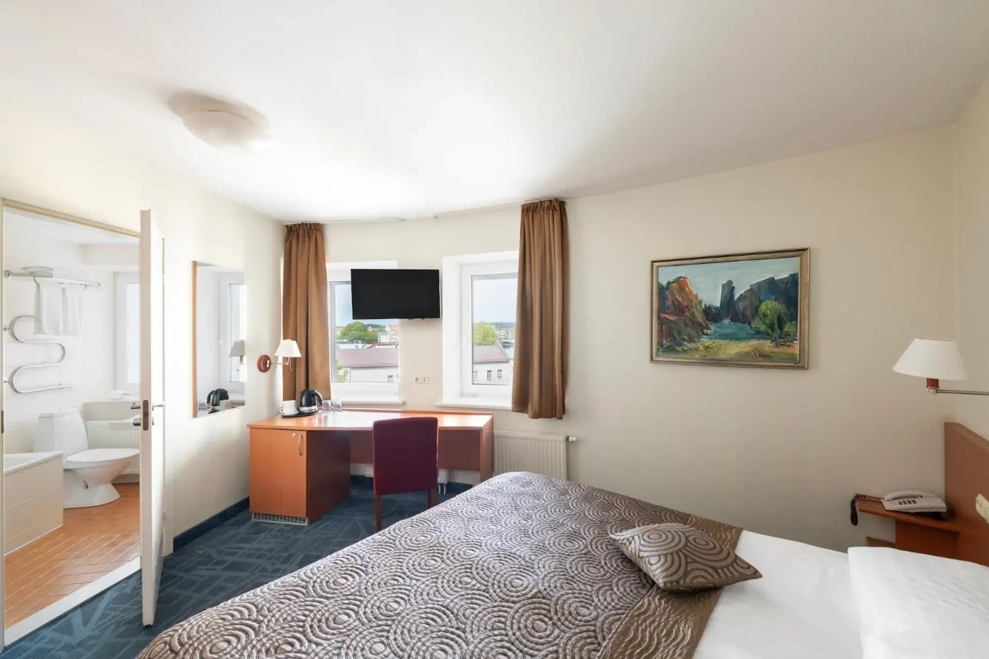 Business Double or Twin Room in Art City Inn Business Double or Twin Room in Art City Inn