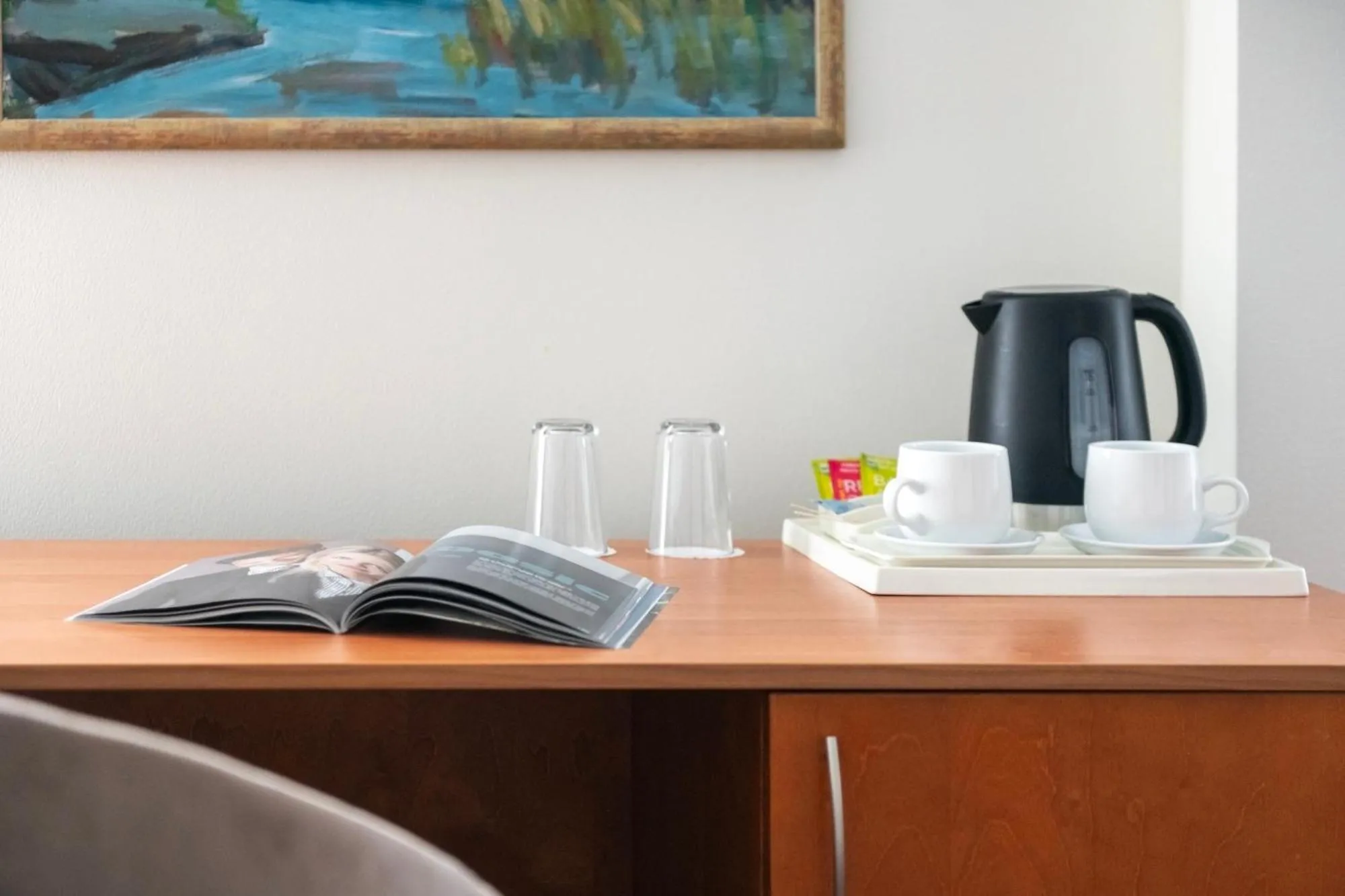 Photo of the whole room in Art City Inn