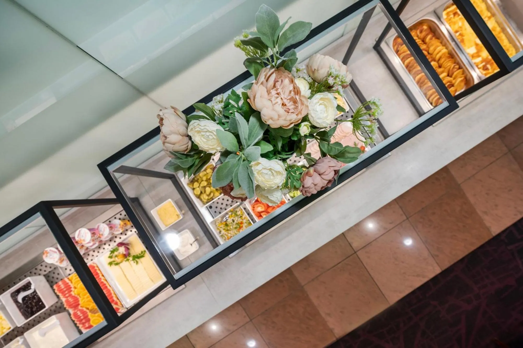 Breakfast in Art City Inn